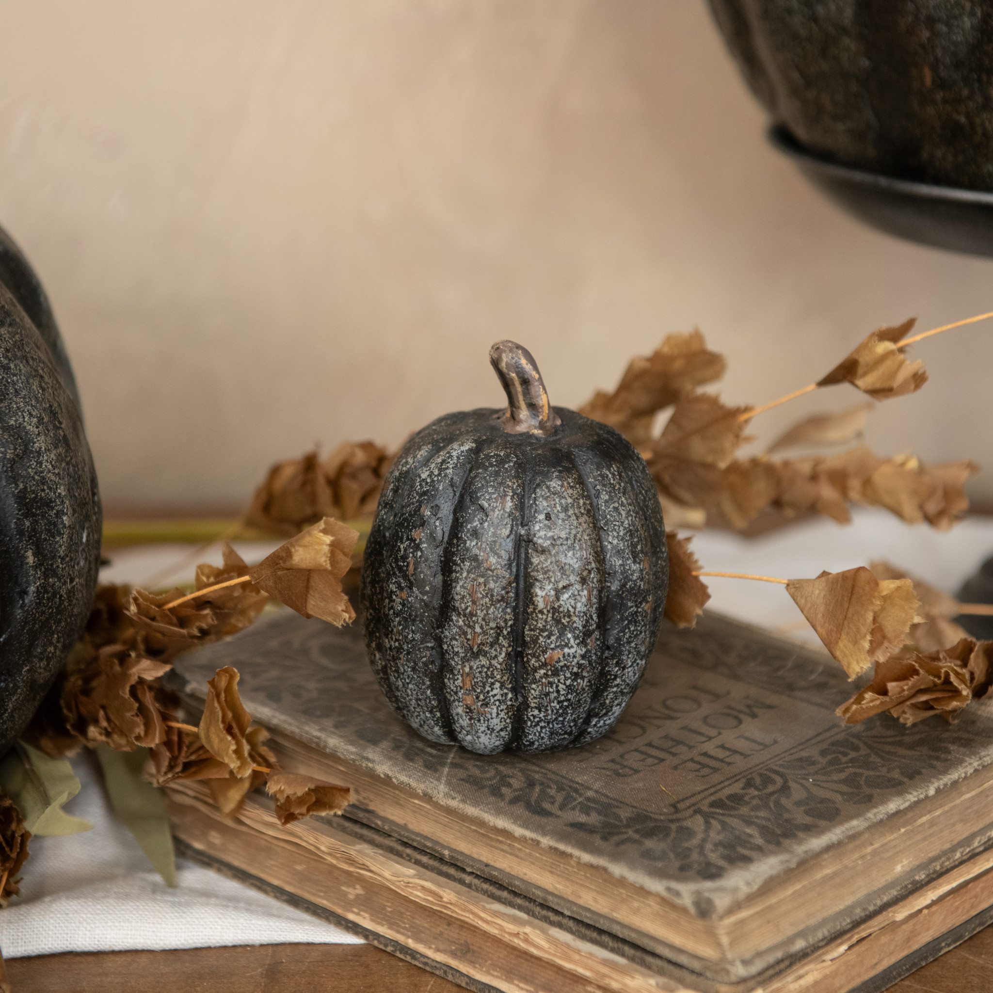 Black Tall Pumpkin, 3.75"