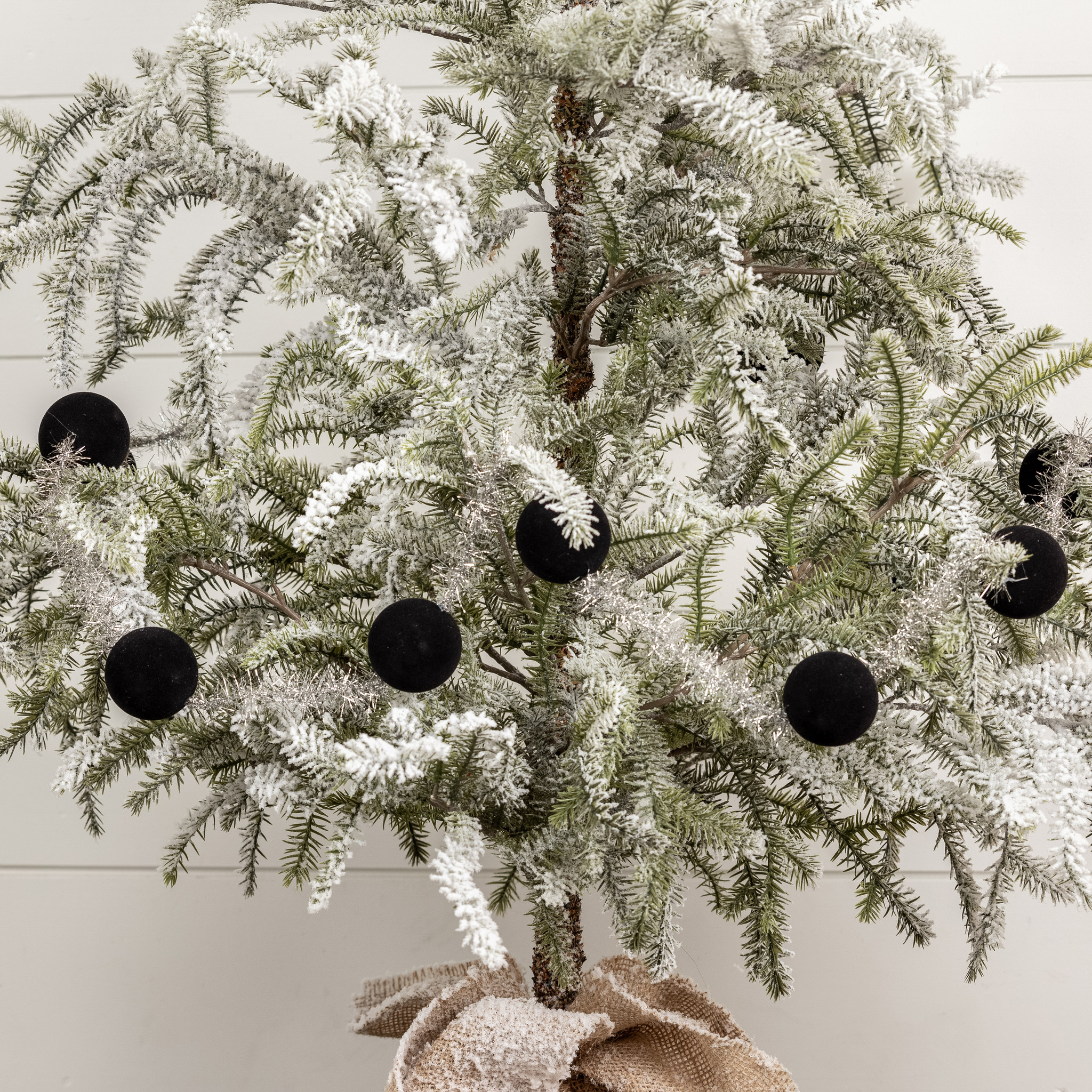 Black 2" Flocked Ball Garland, 6 ft, photo 2 of 2