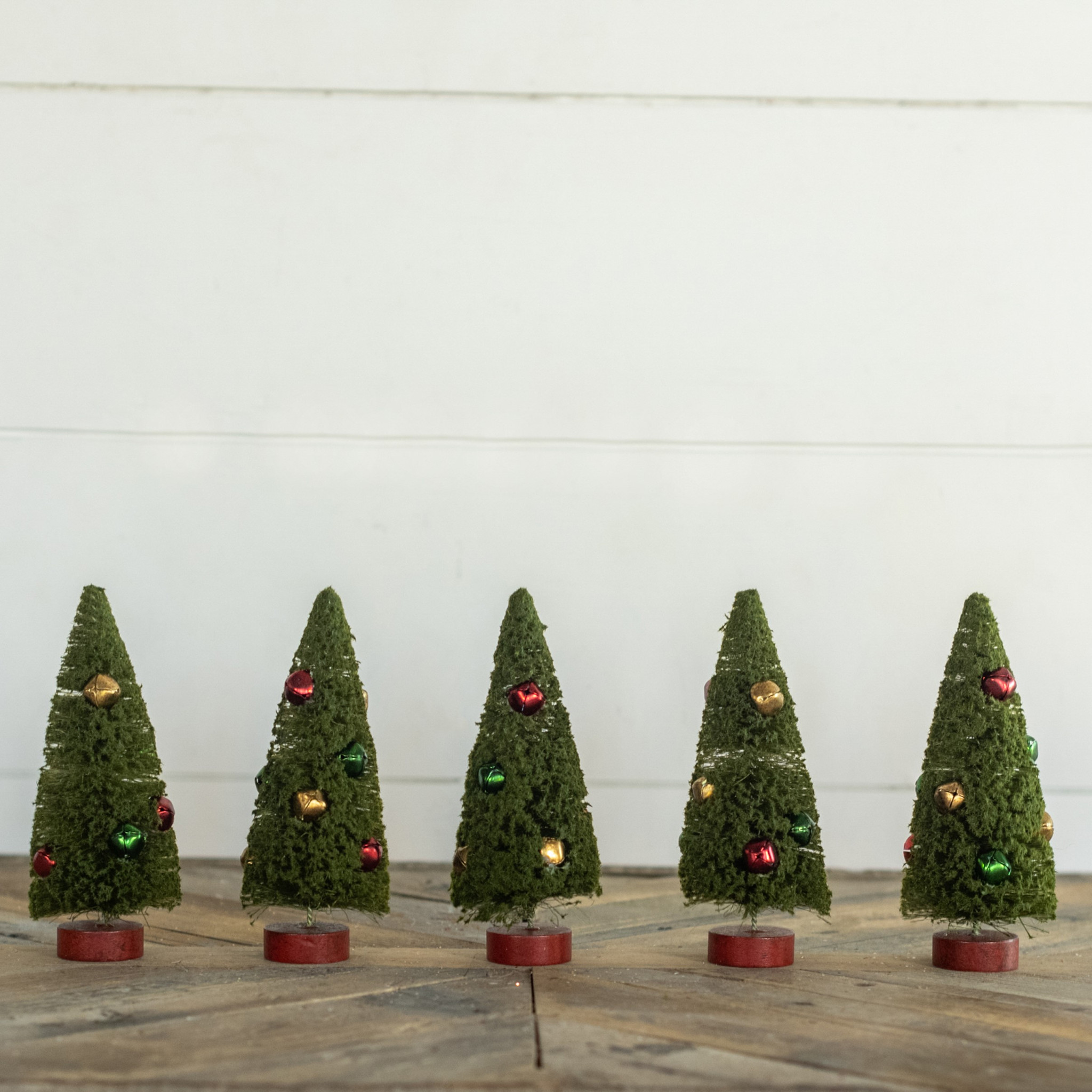 Green Bottlebrush Trees with Jingle Bells, Set of 5, 6", photo 2 of 2