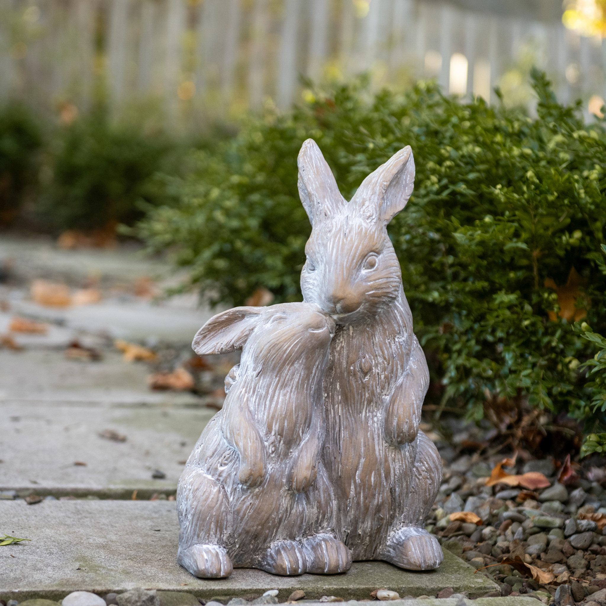 Snuggling Bunnies Statue