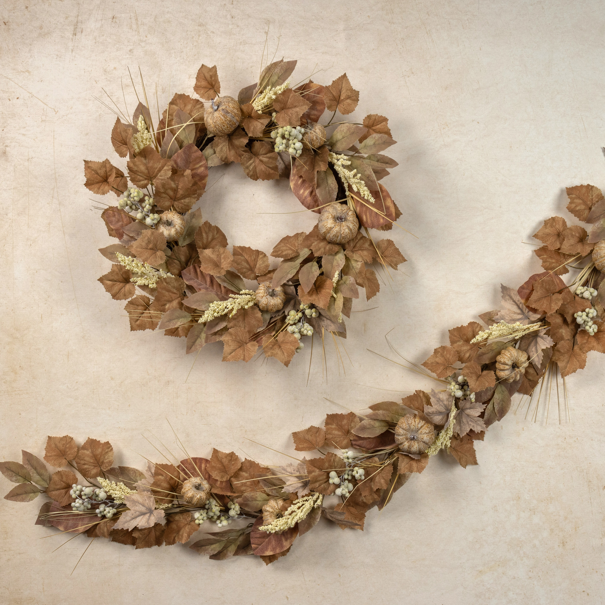 Beige Mixed Leaf & Pumpkin Garland, 6 ft, photo 4 of 4