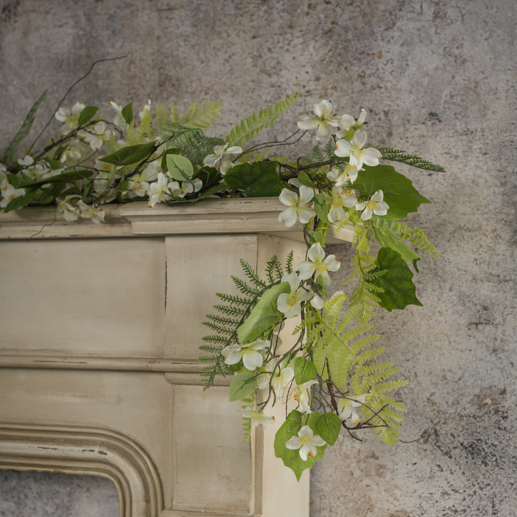White Dogwood & Fern Garland, 5 ft
