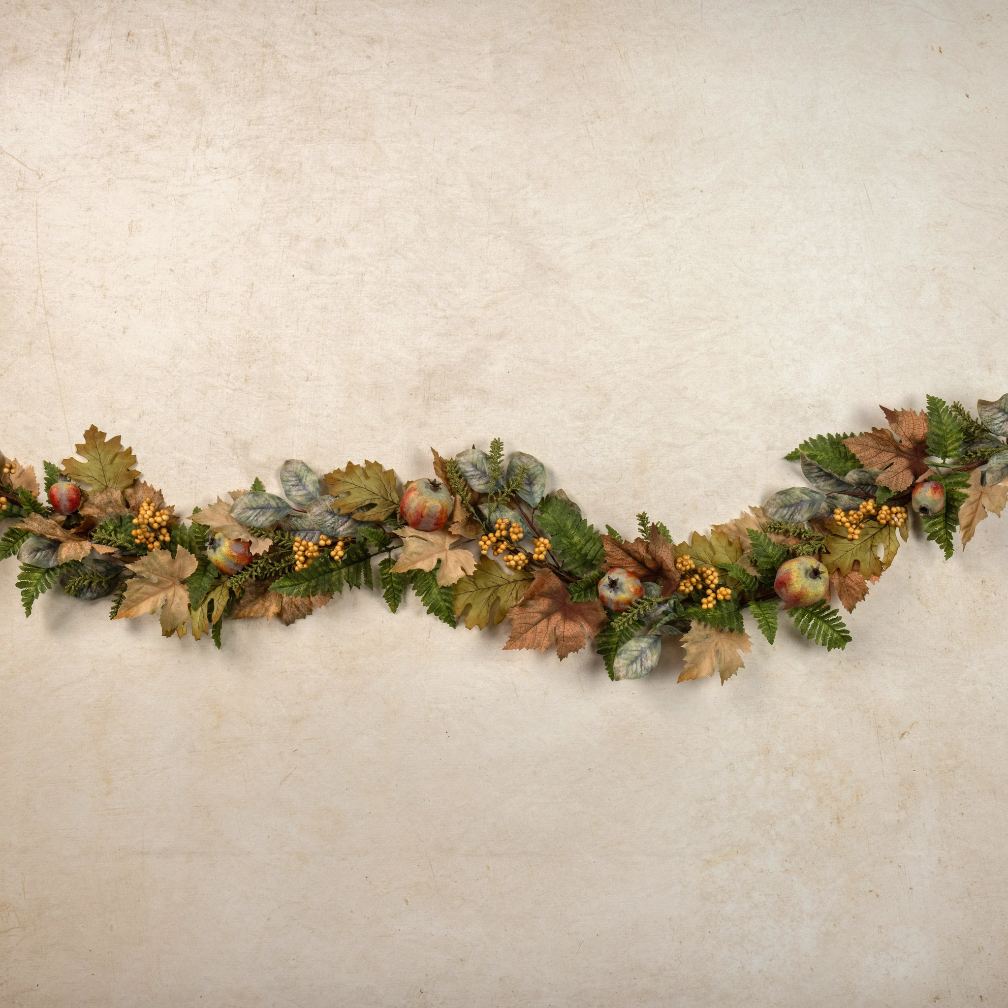 Pomegranate & Beige Berry Garland, 6 ft, photo 2 of 3