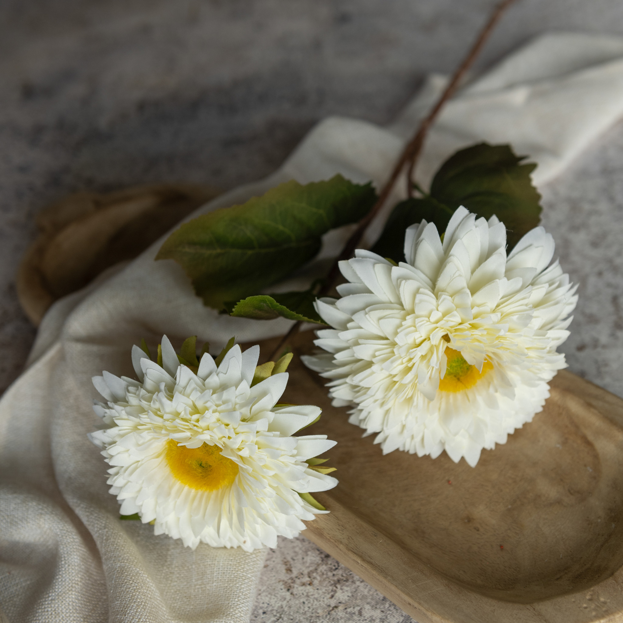 White Mum Spray, 26"