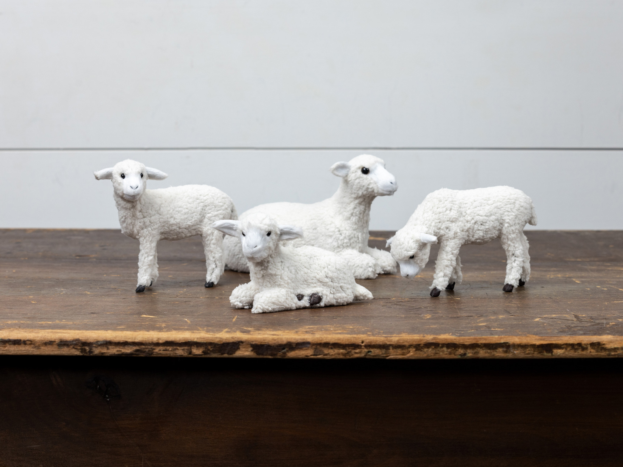 Resting Lamb, 5.25", photo 3 of 3