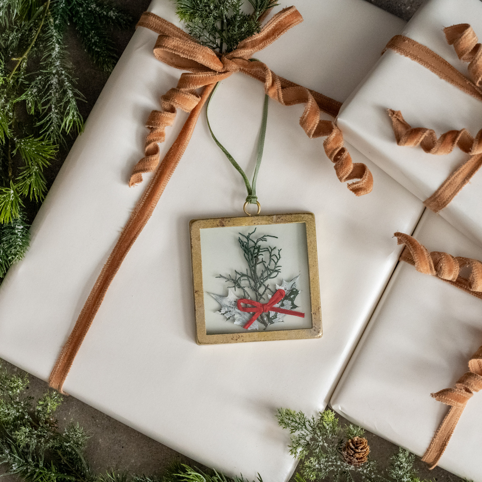 Square Pressed Holiday Floral with Red Bow Ornament