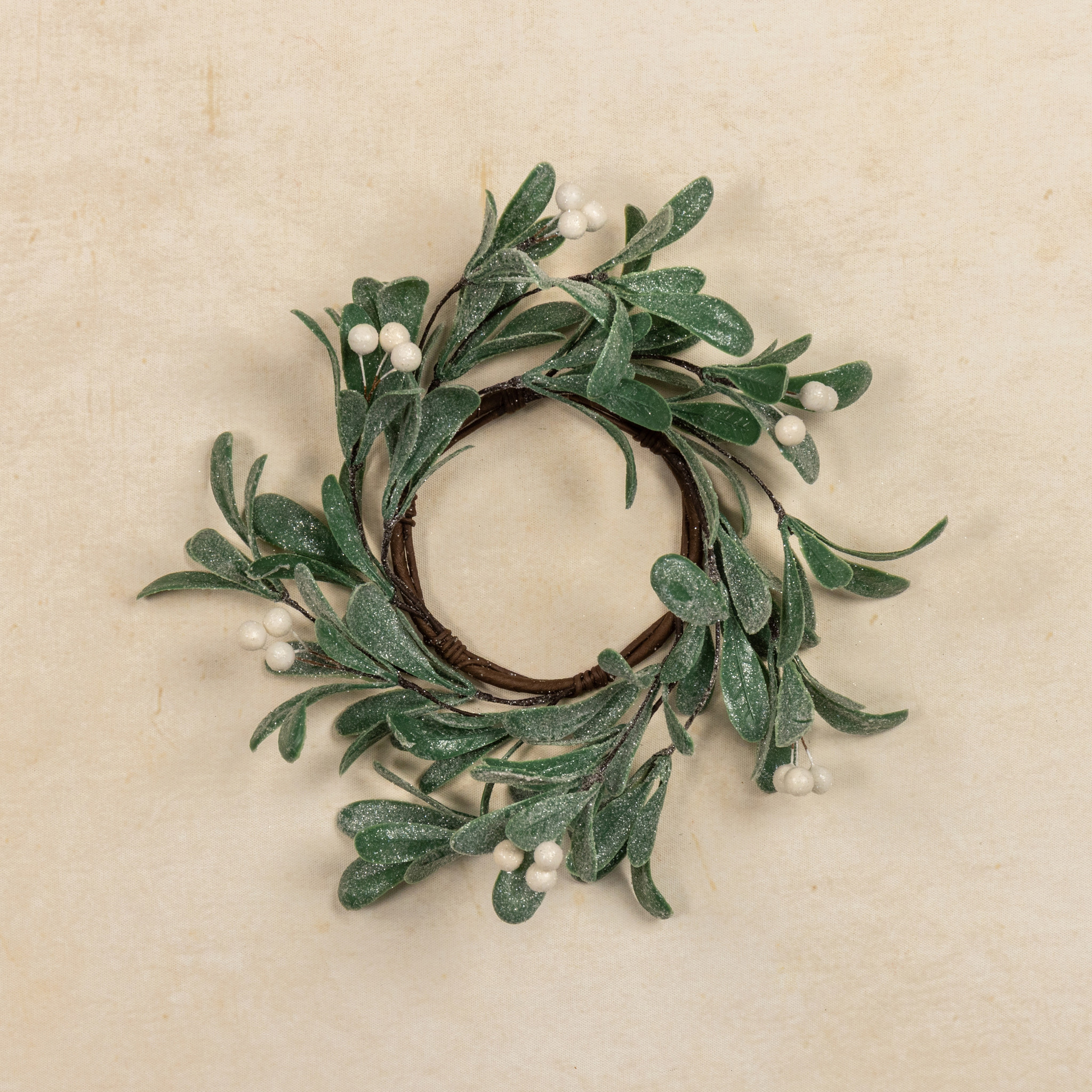 Glittered Mistletoe Candle Ring, 12"