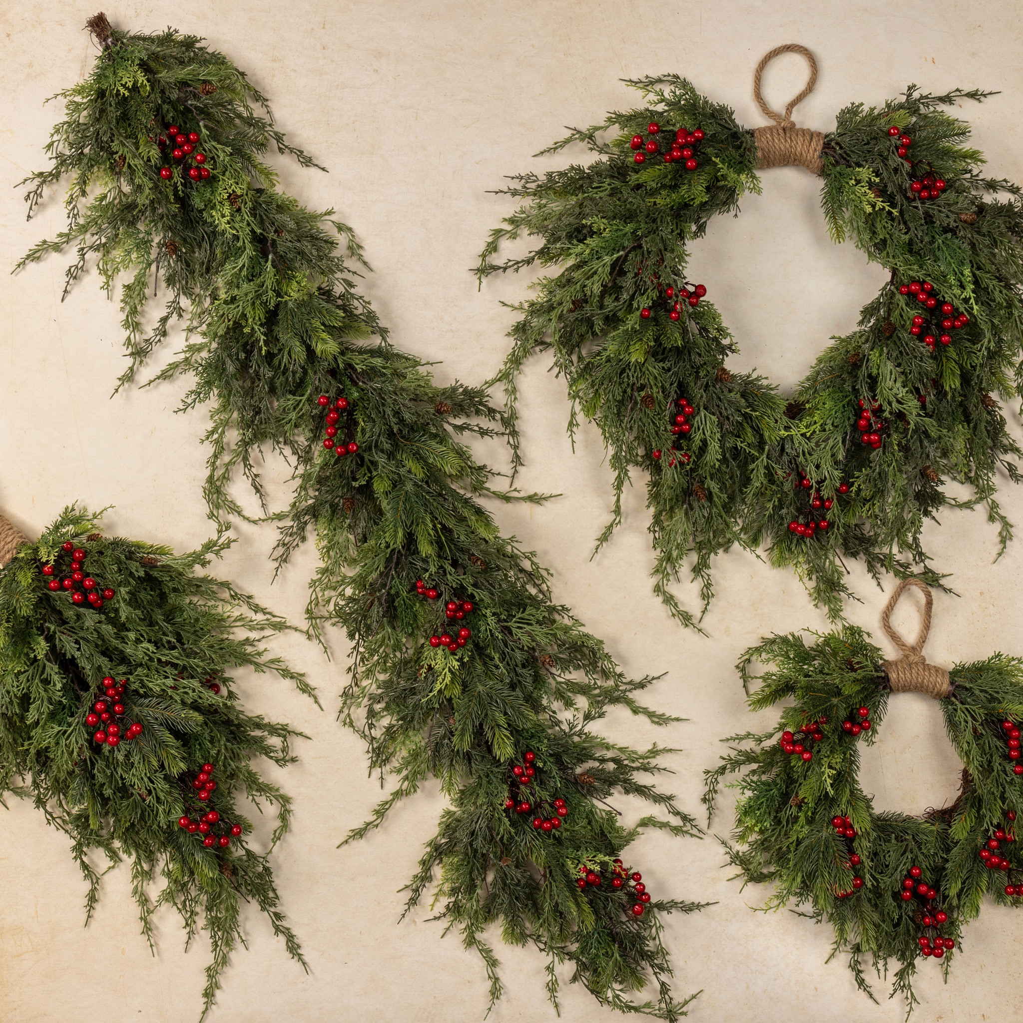 Pine, Cedar & Berries Garland, 5 ft, photo 3 of 3