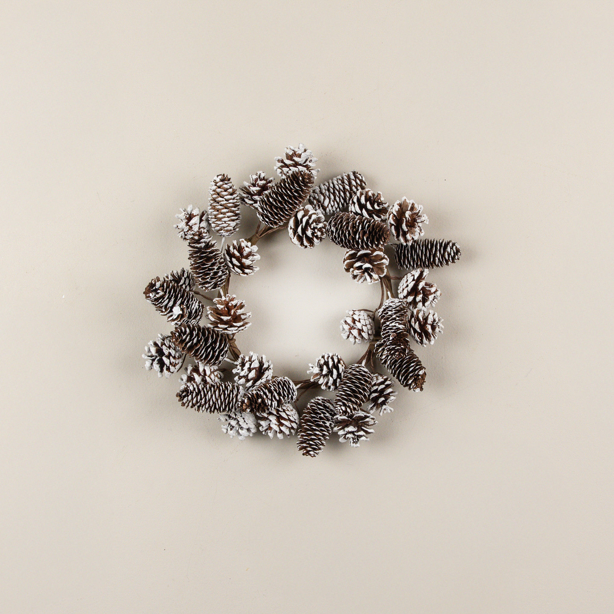 Snowy Pinecone Candle Ring, 14"