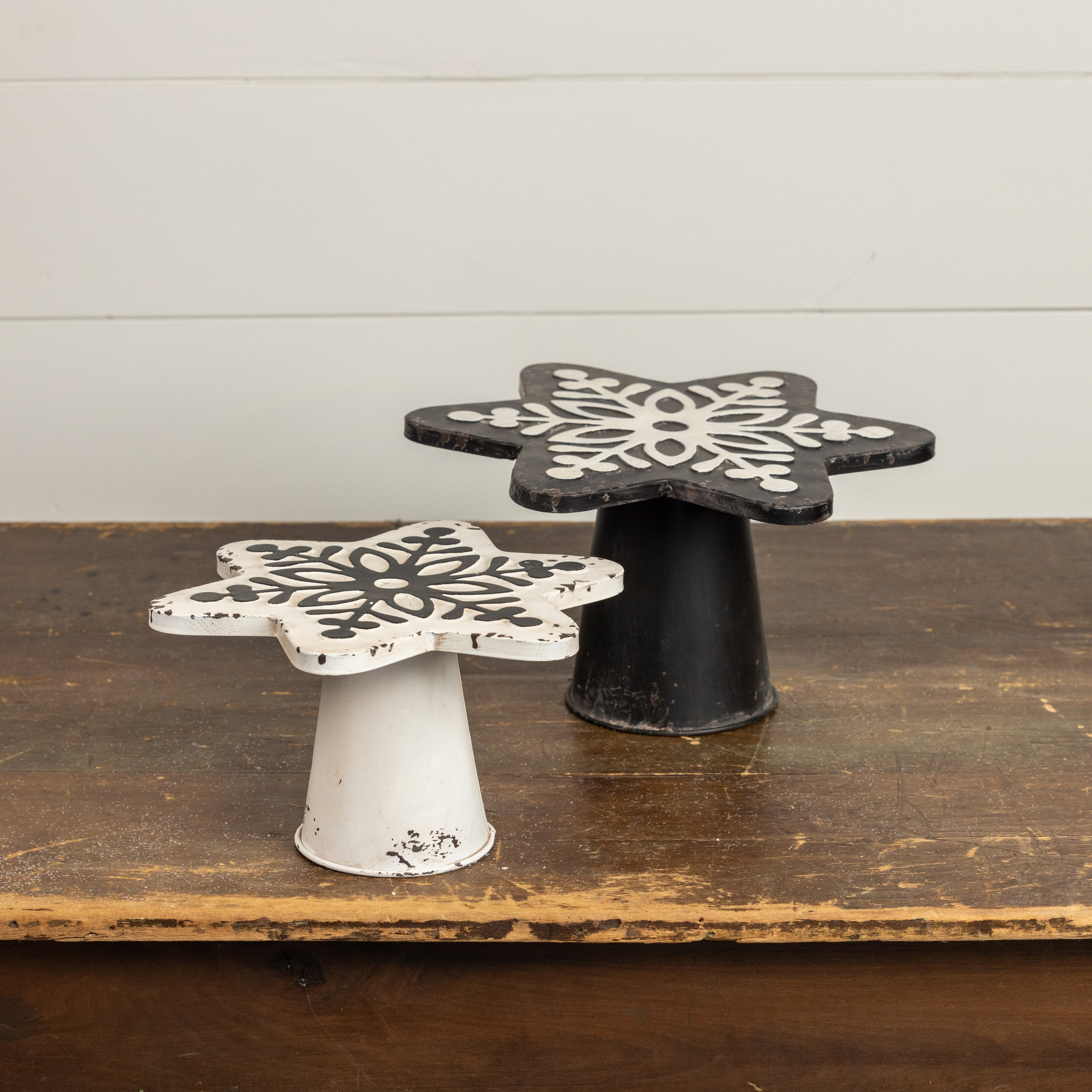 Black & White Snowflake Cake Stands, Set of 2