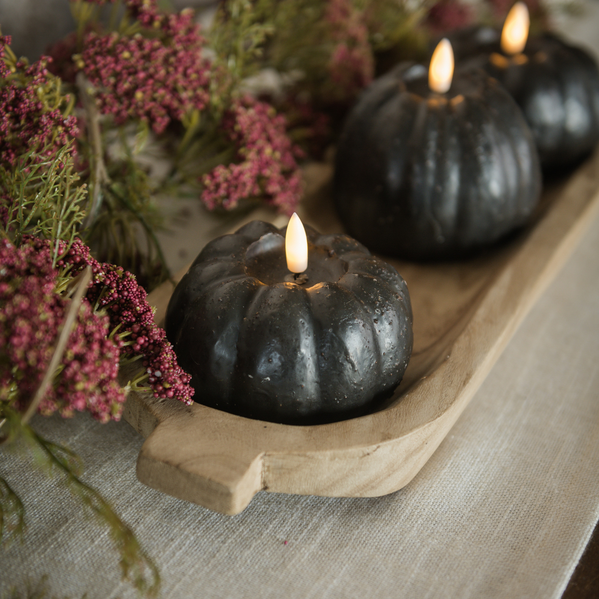Flameless Black Short Pumpkin Candle, 3"