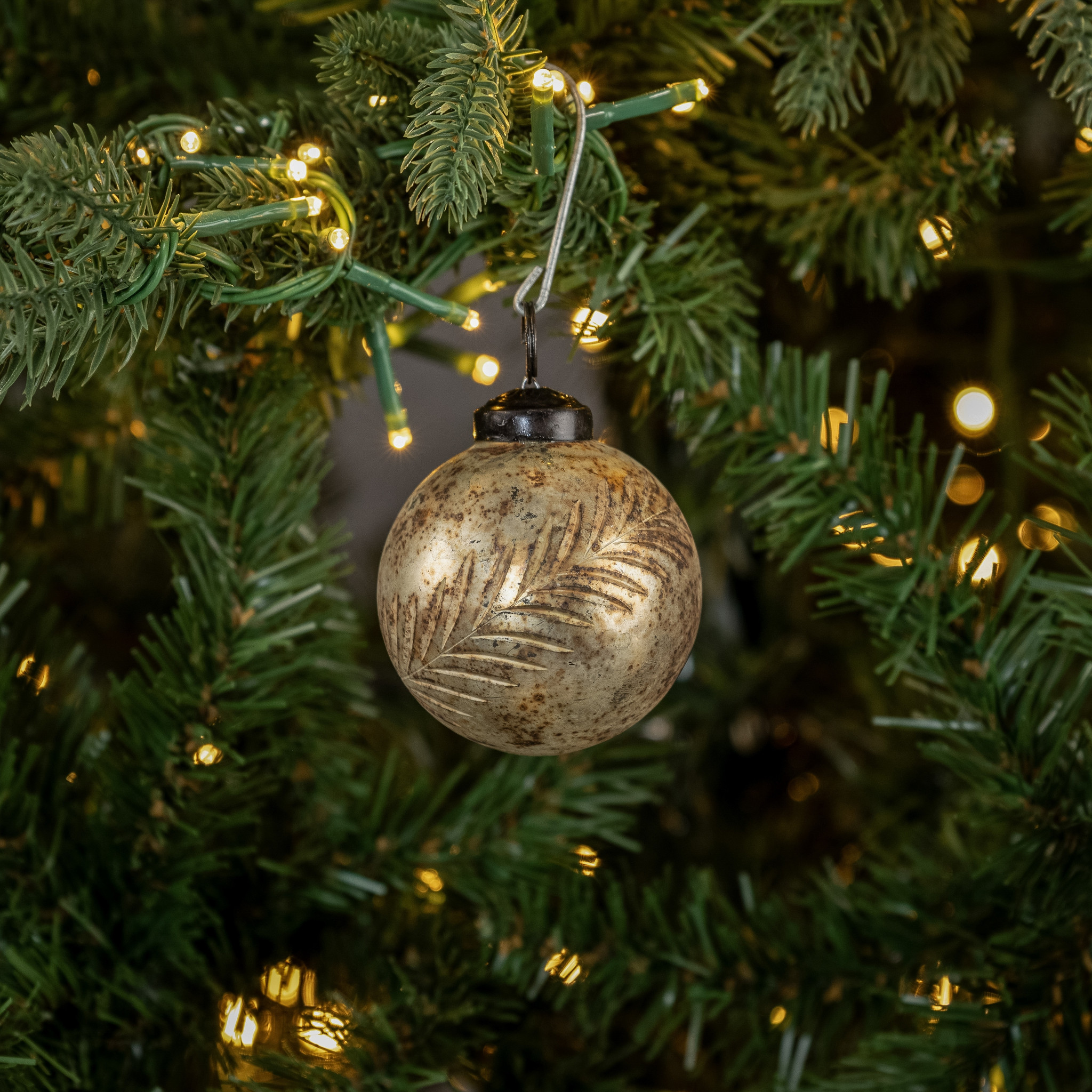 Printed Leaf Kugel Ornament, 2.5"