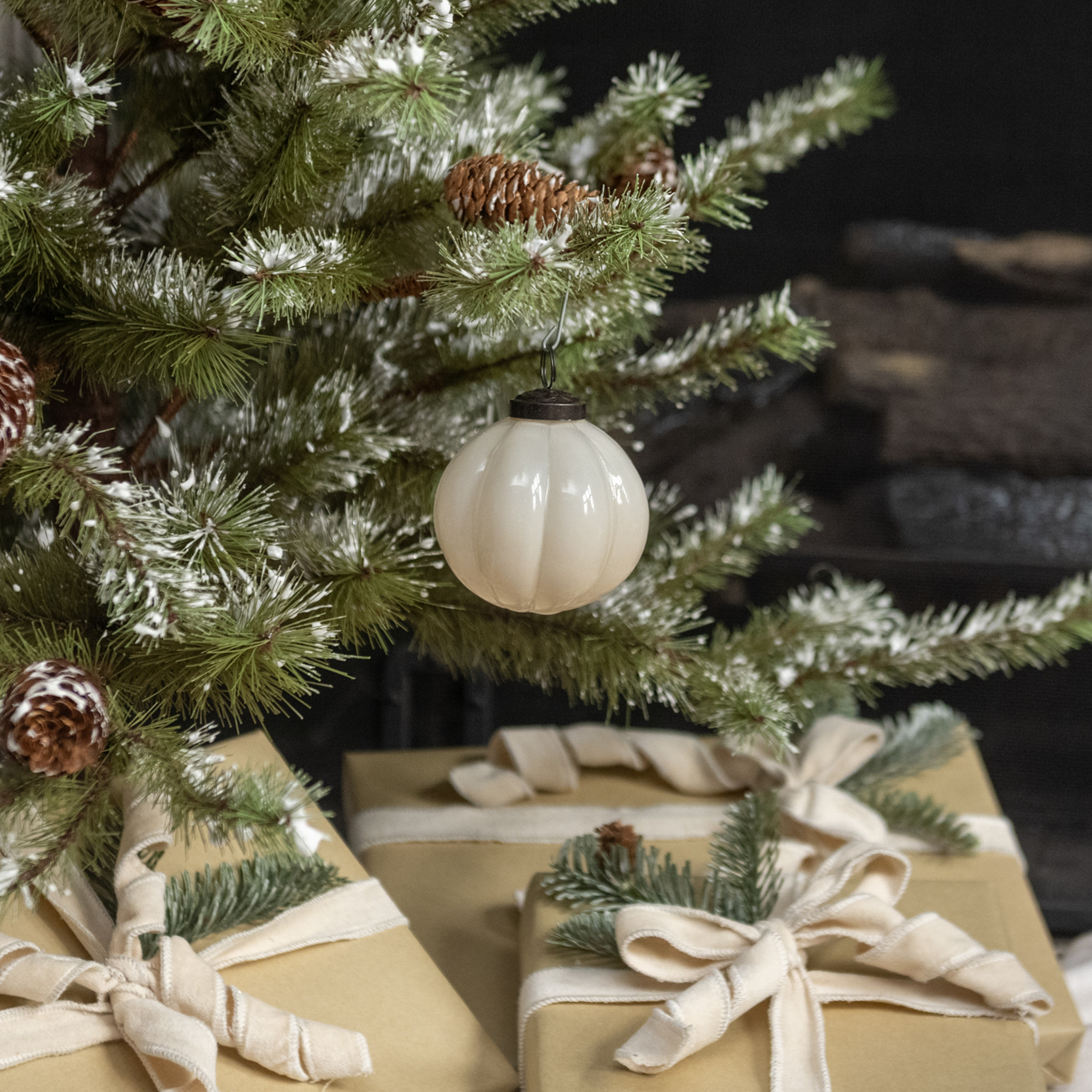 Ivory Ribbed Glass Ornament, 4"