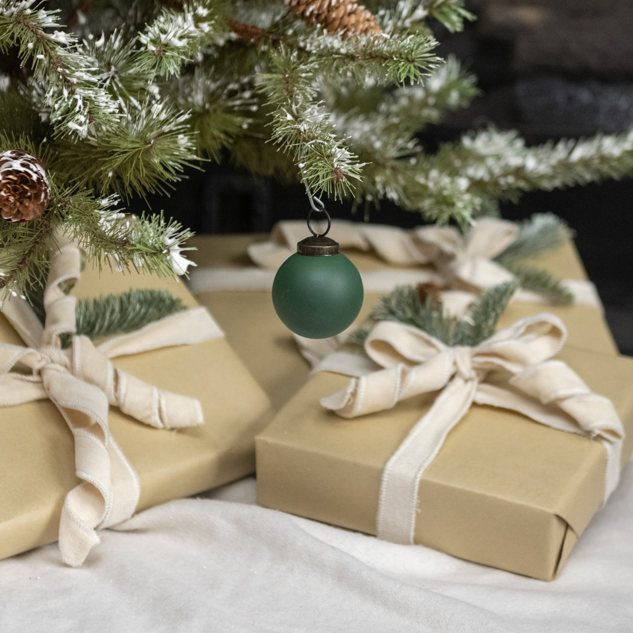 Pine Green Kugel Ornament, 2"