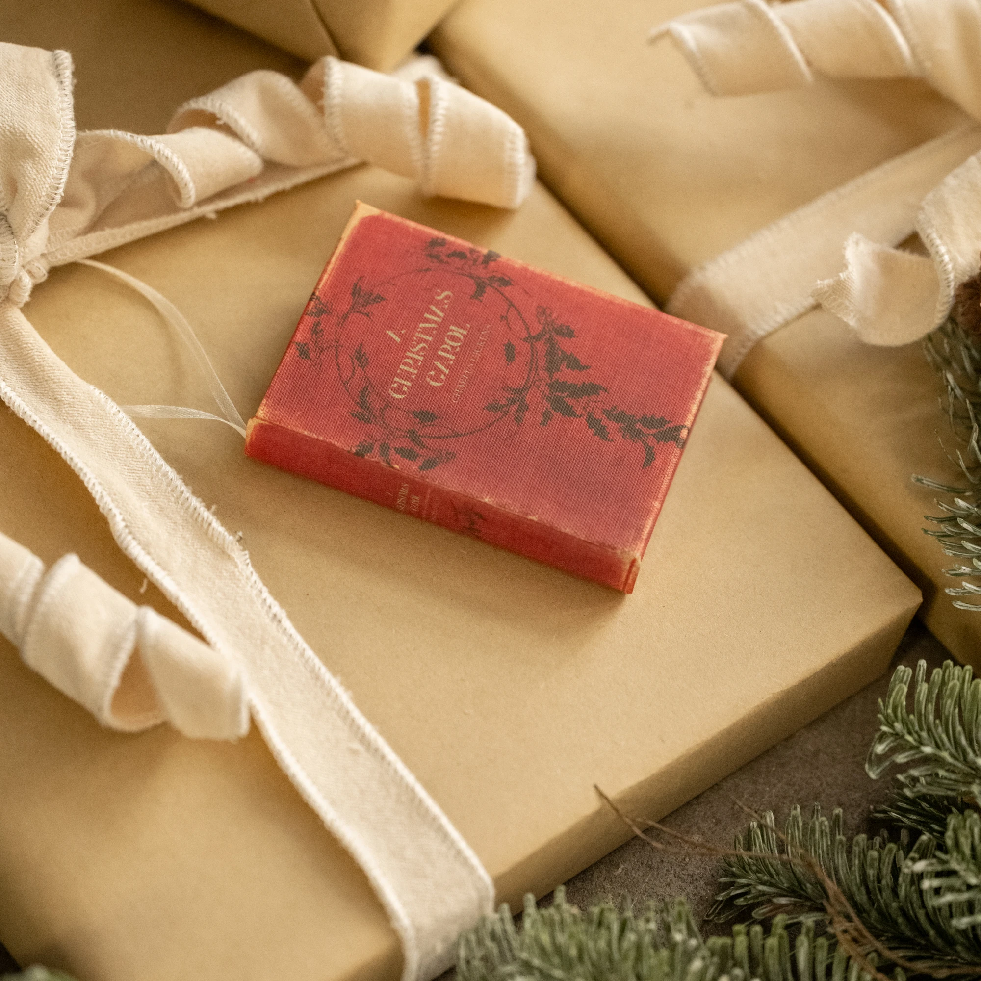 A Christmas Carol Journal Ornament, photo 3 of 3