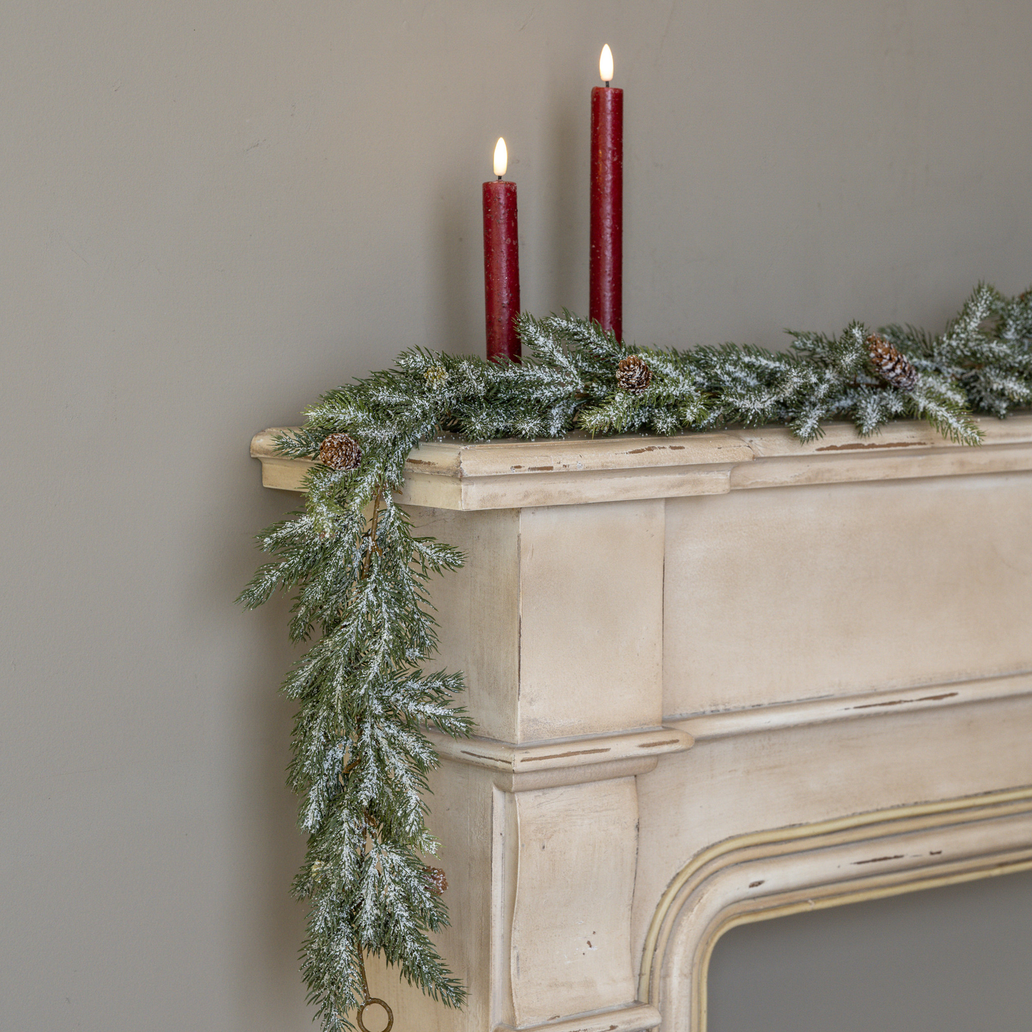 White Spruce with Mini Pinecones Garland, 6 ft