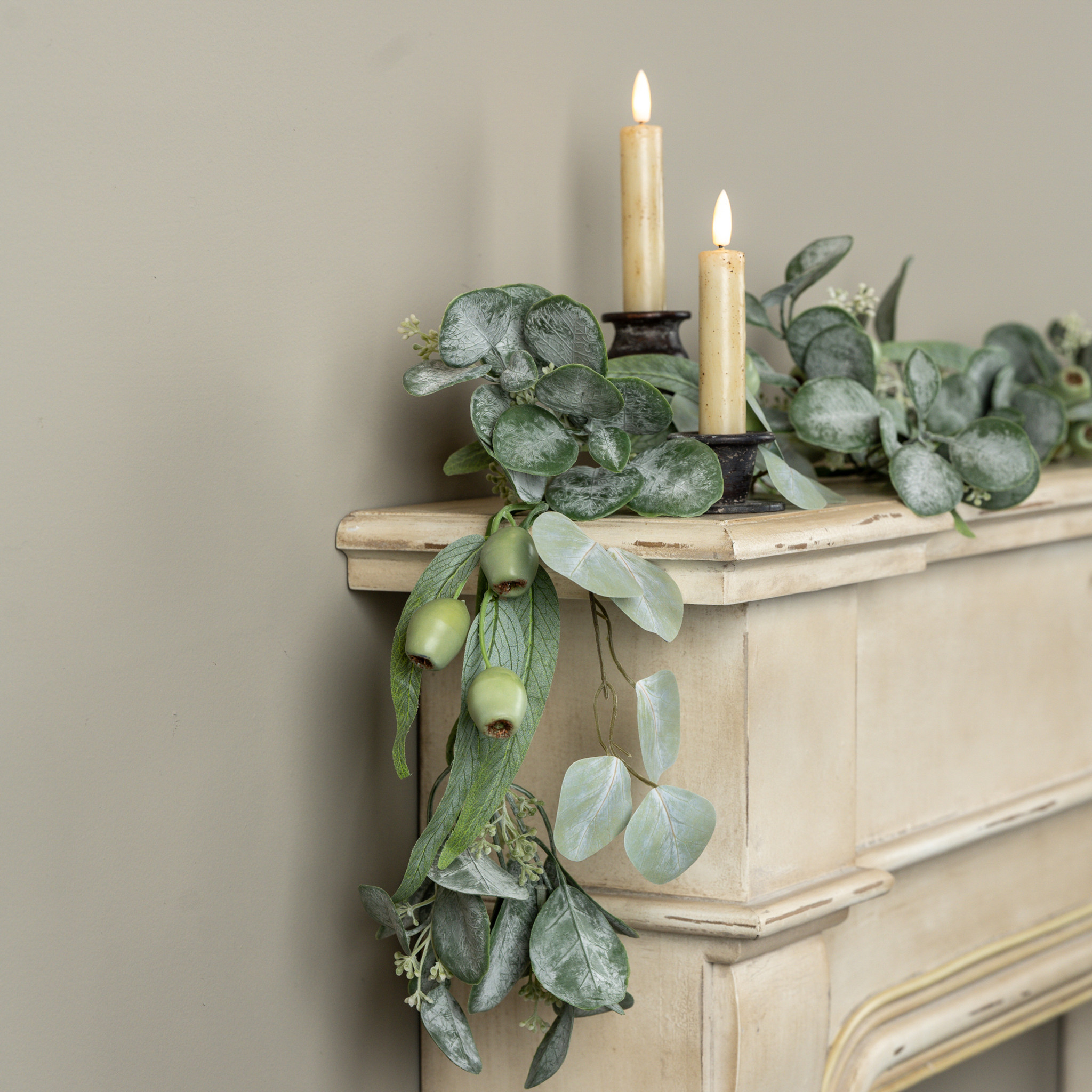 Mixed Eucalyptus Pod Garland, 6 ft
