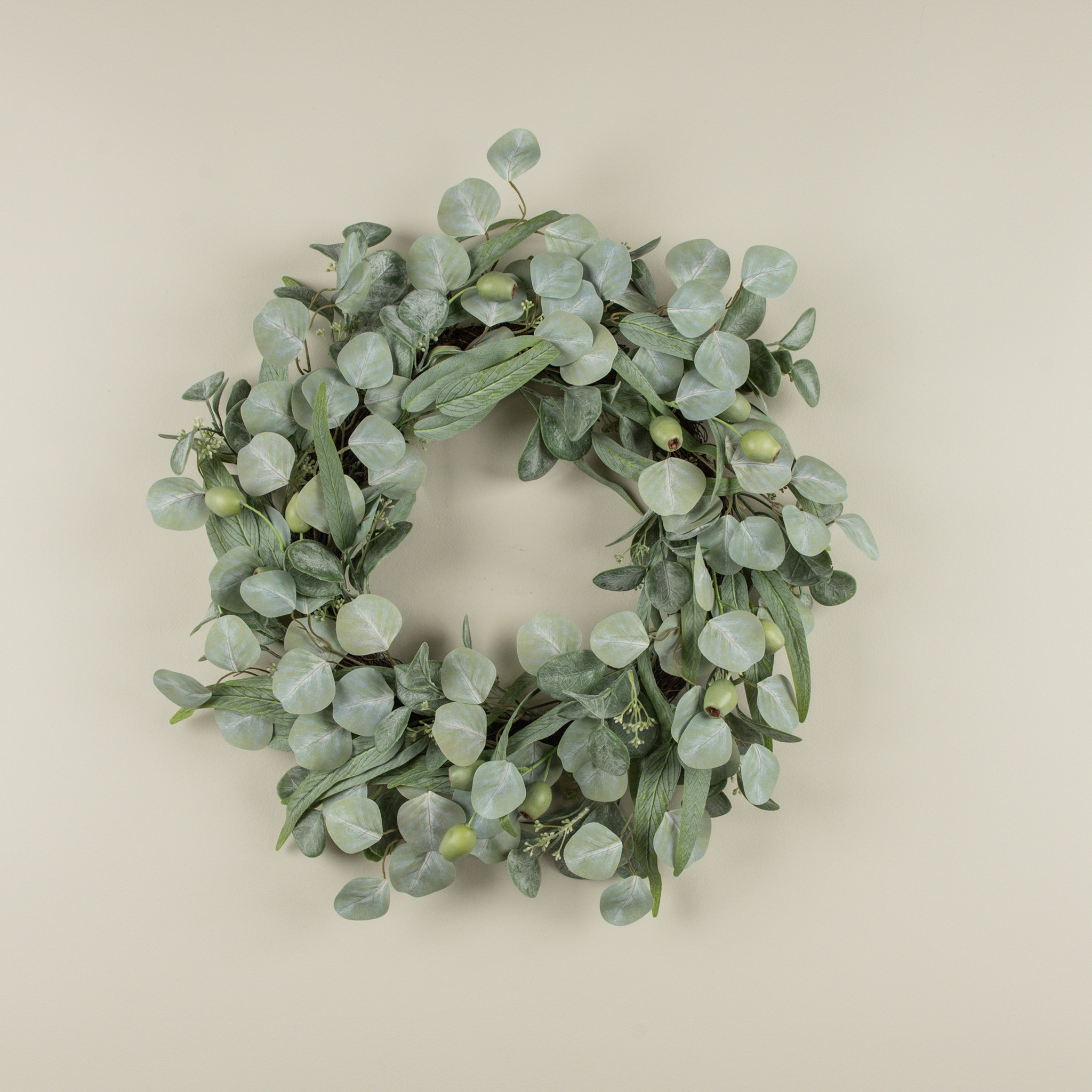 Mixed Eucalyptus Pod Wreath, 24", photo 4 of 4