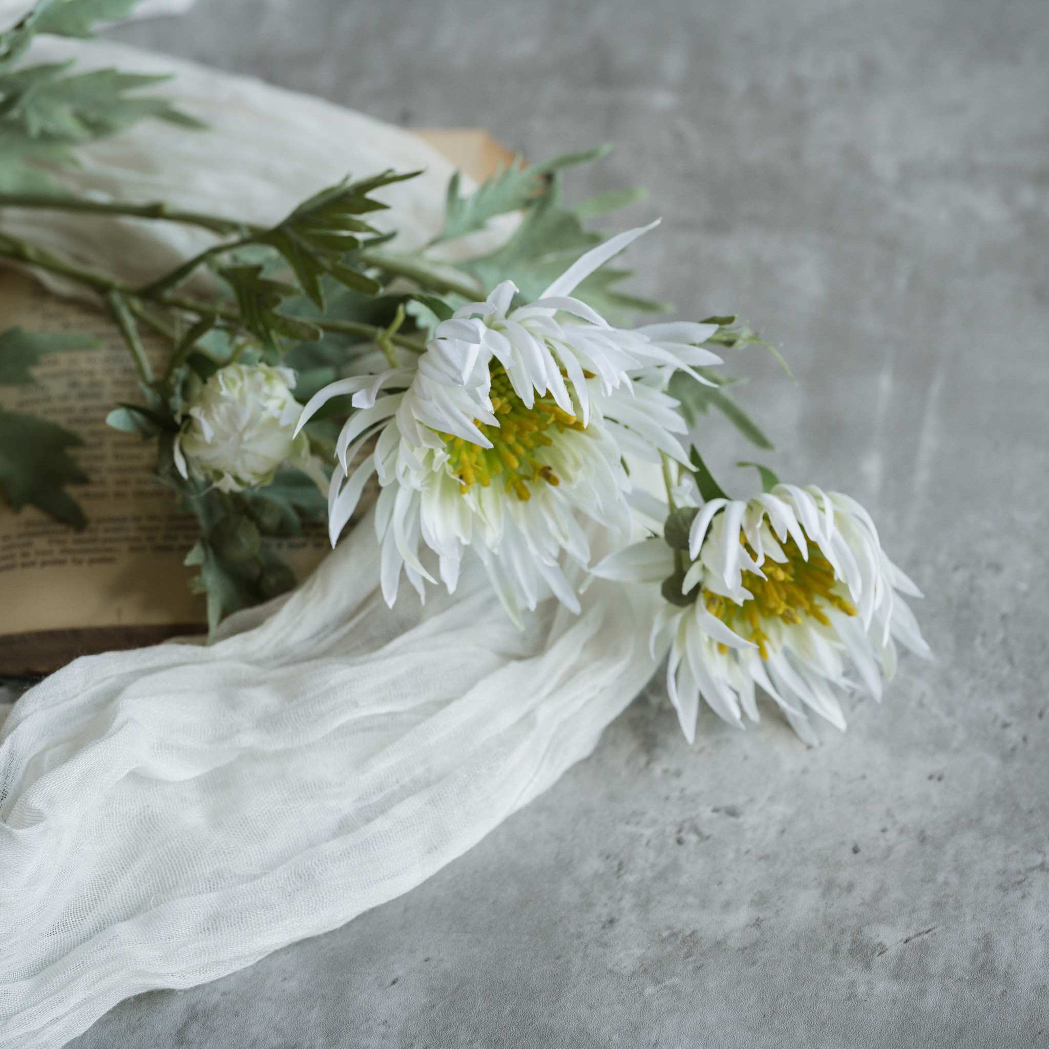 Cream Aster Spray, 27"
