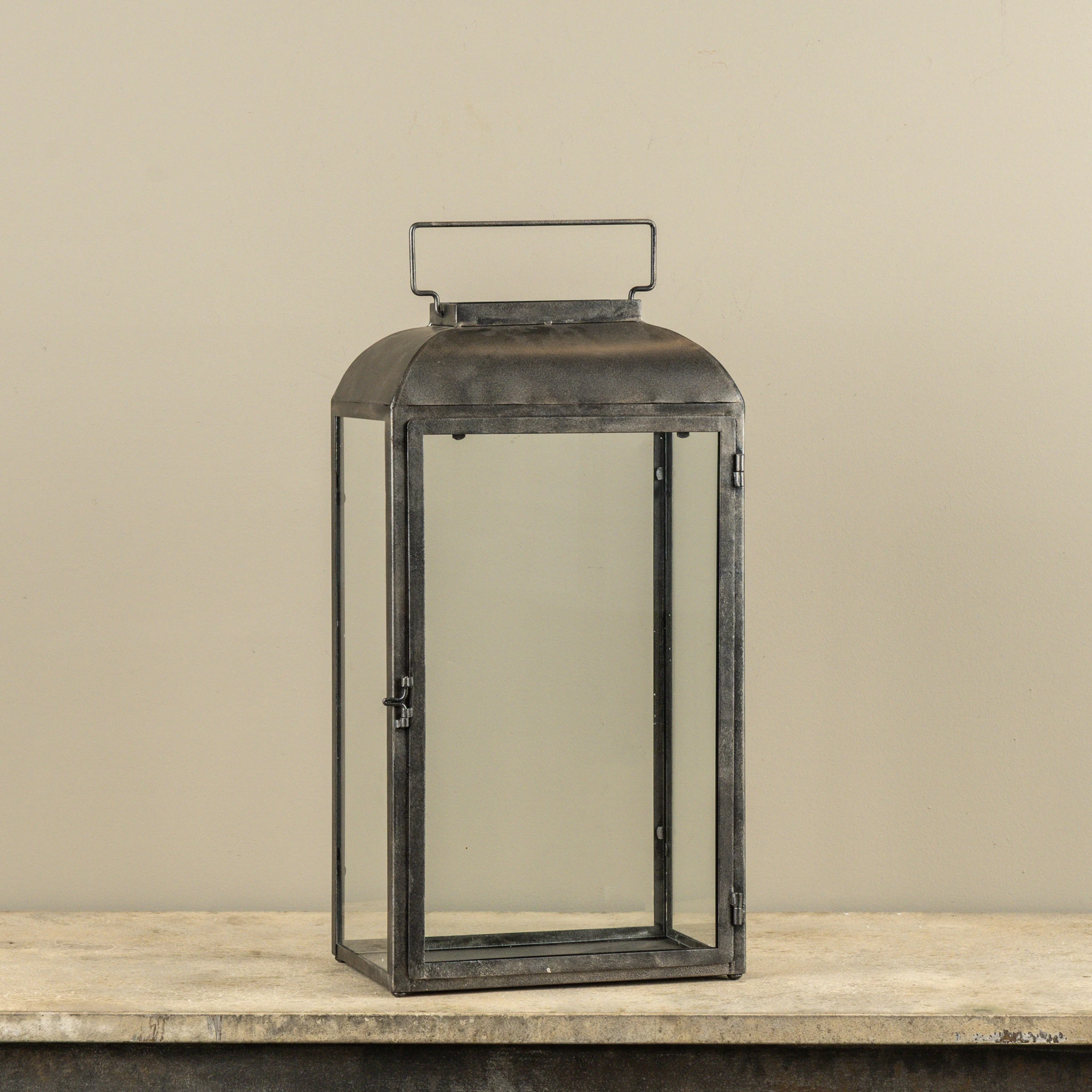 Sherilynn Lantern, 18.5"