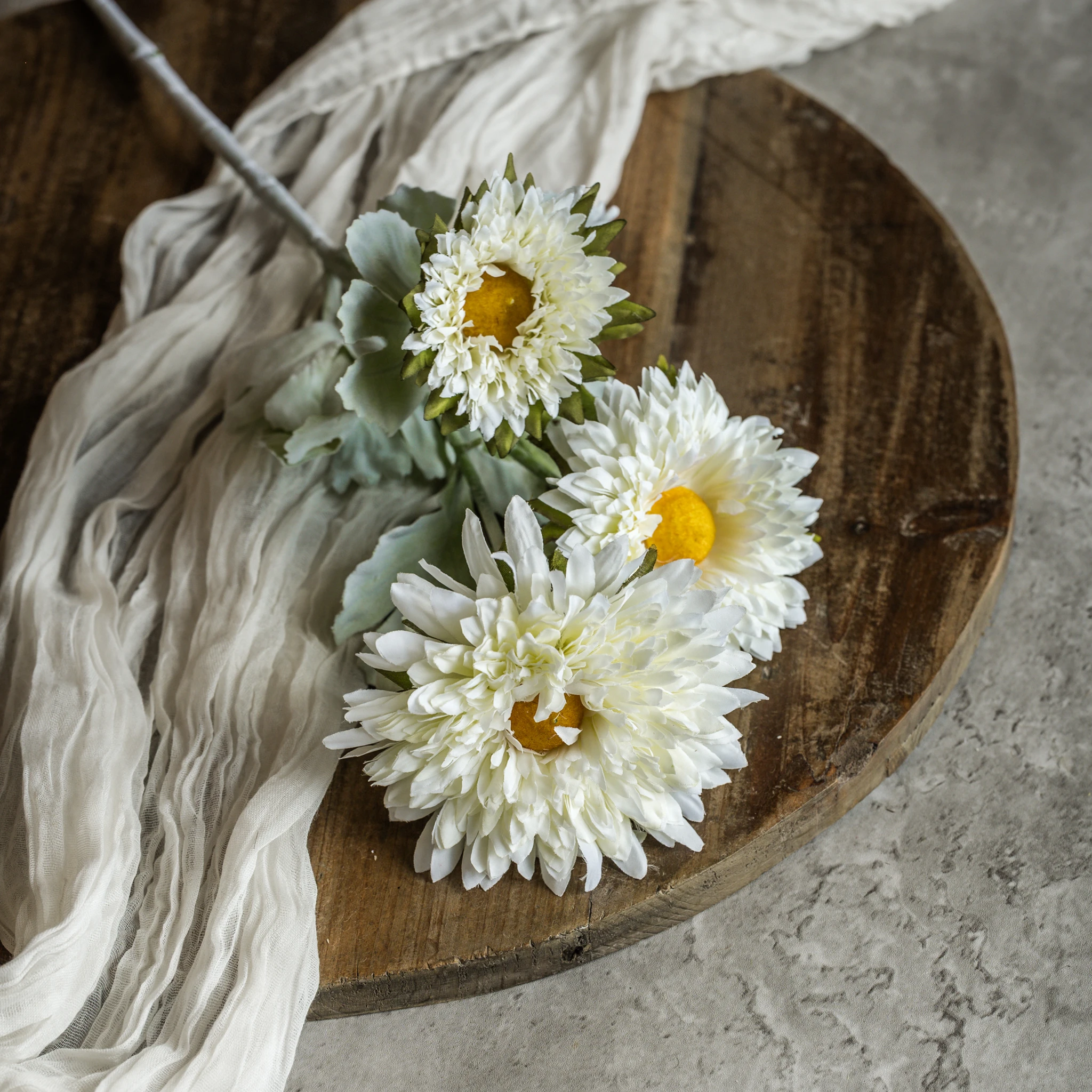 Cream Garden Mum Stem, 25.5"