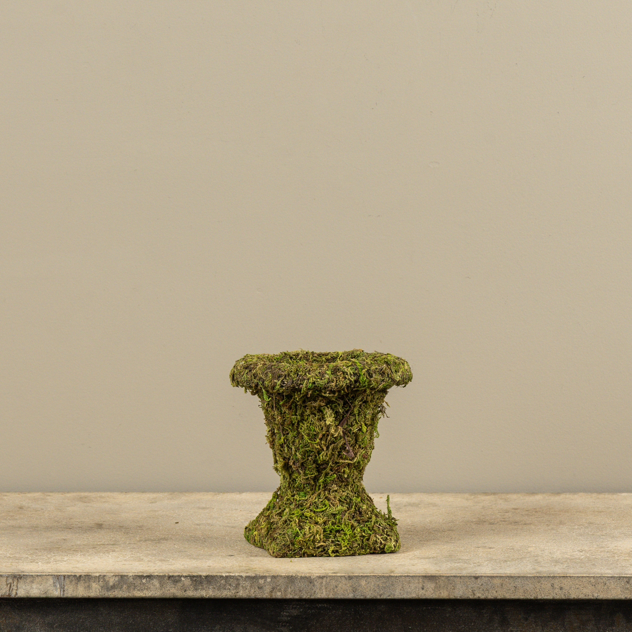 Moss Urn, photo 2 of 2