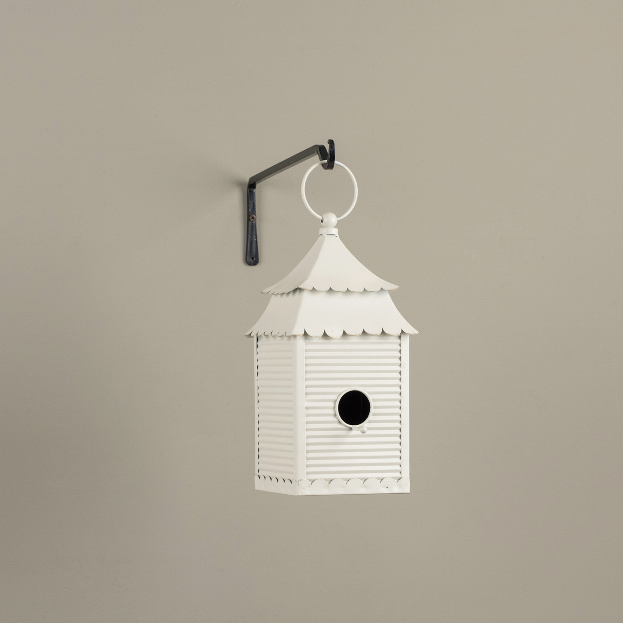 White Scalloped Roof Birdhouse, photo 2 of 2