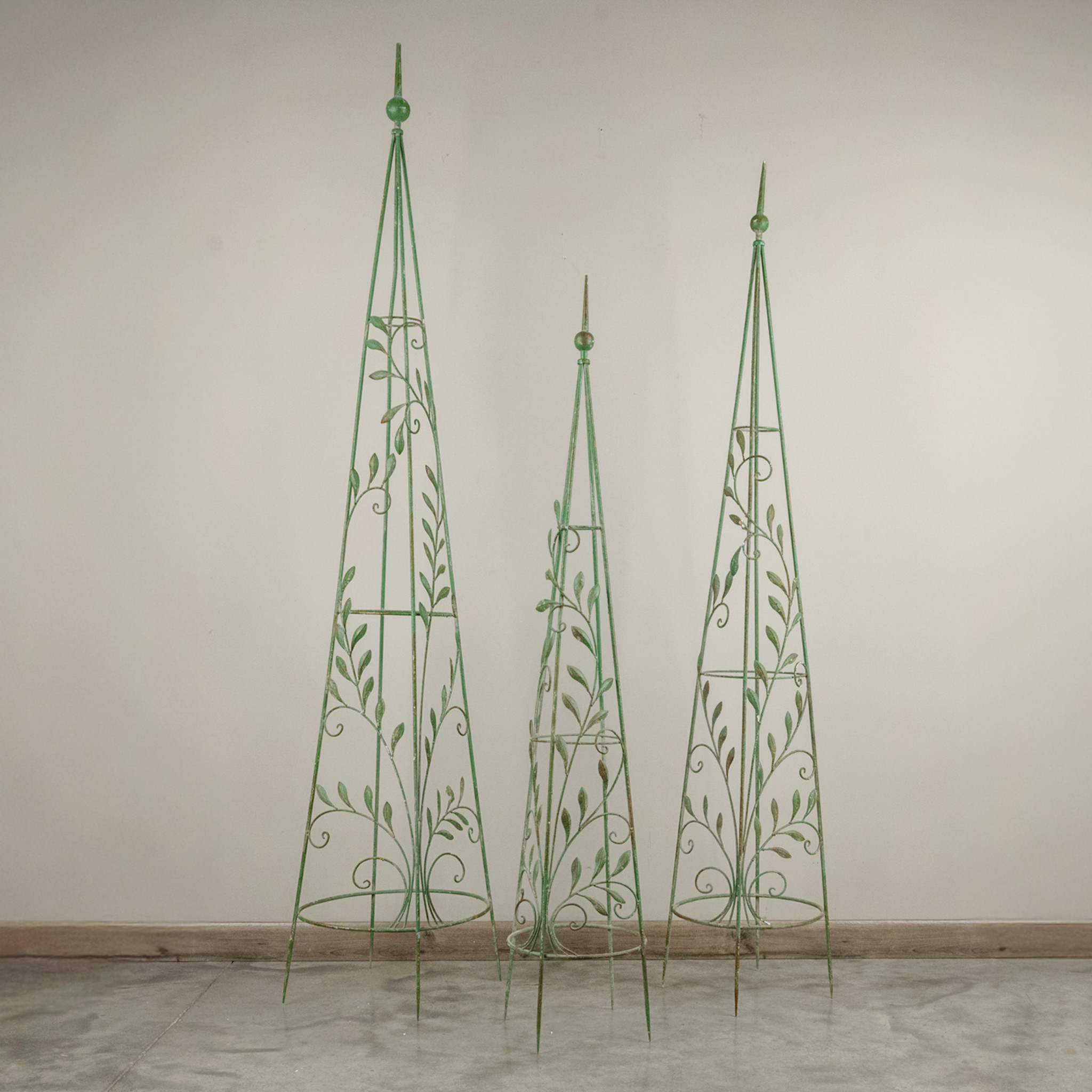 Green Leaf Trellises, Set of 3, photo 2 of 6