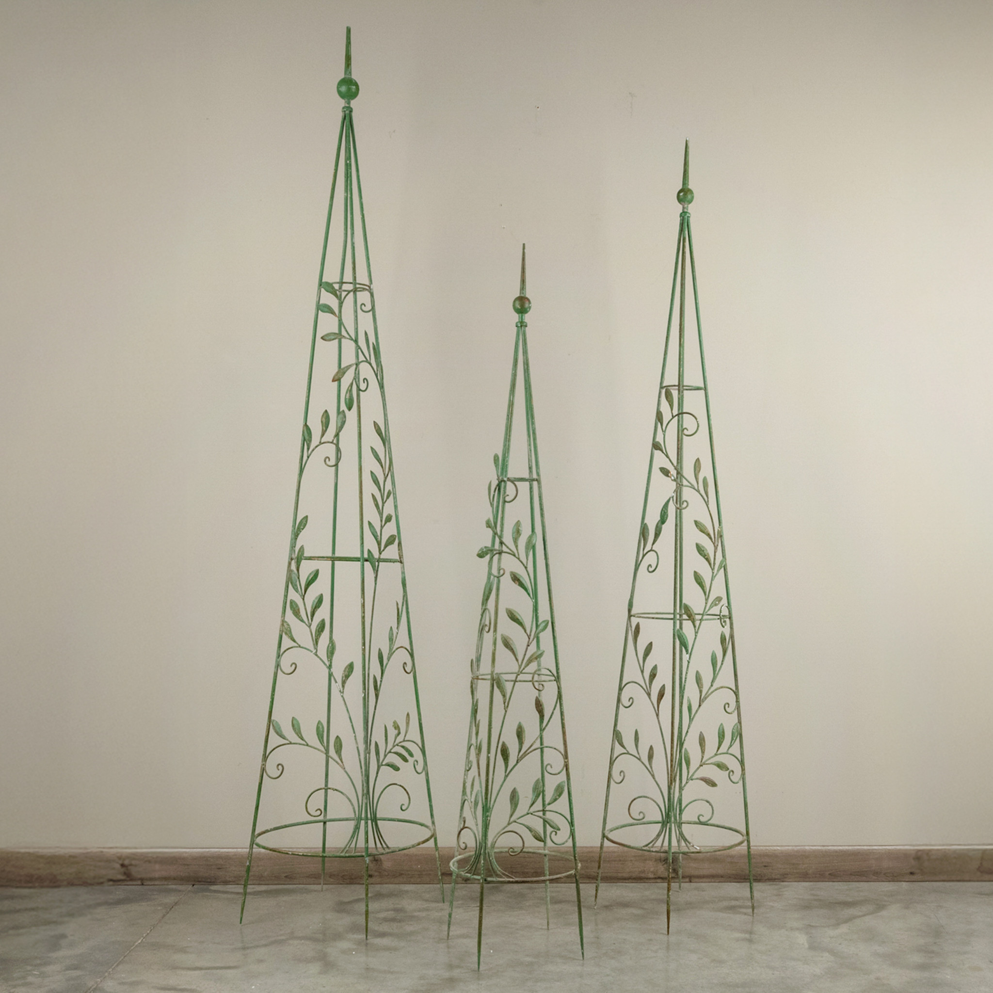 Green Leaf Trellises, Set of 3, photo 3 of 6
