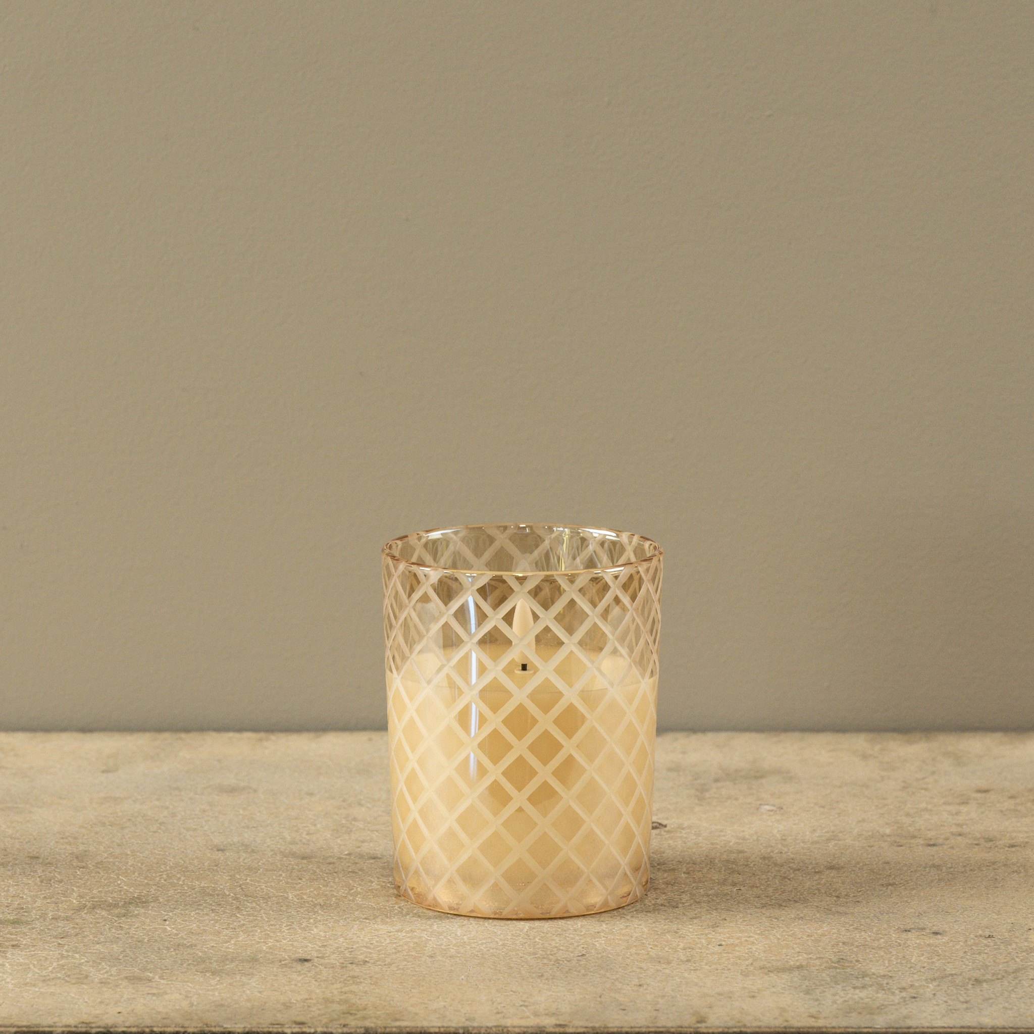 Flameless Etched Diamond Champagne Candle, 5", photo 3 of 6