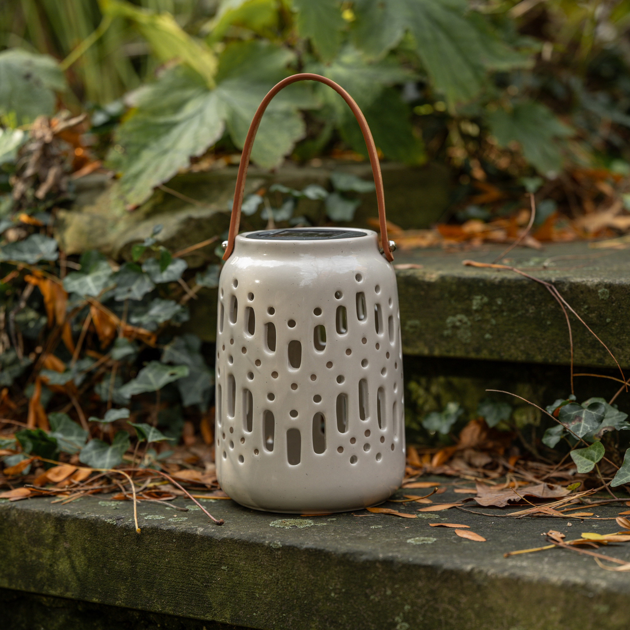 Solar Ceramic Lantern, 7.5"