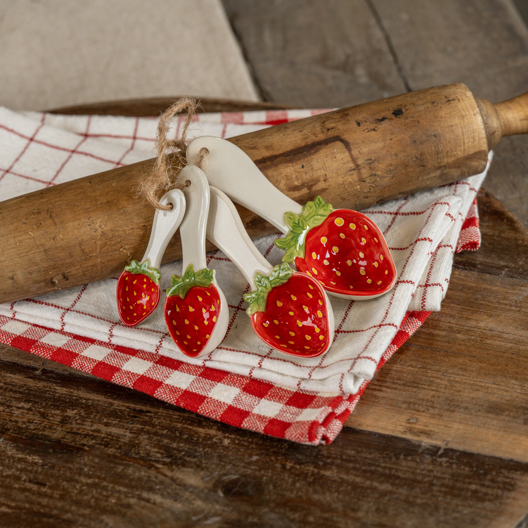 Strawberry Measuring Spoons, Set of 4