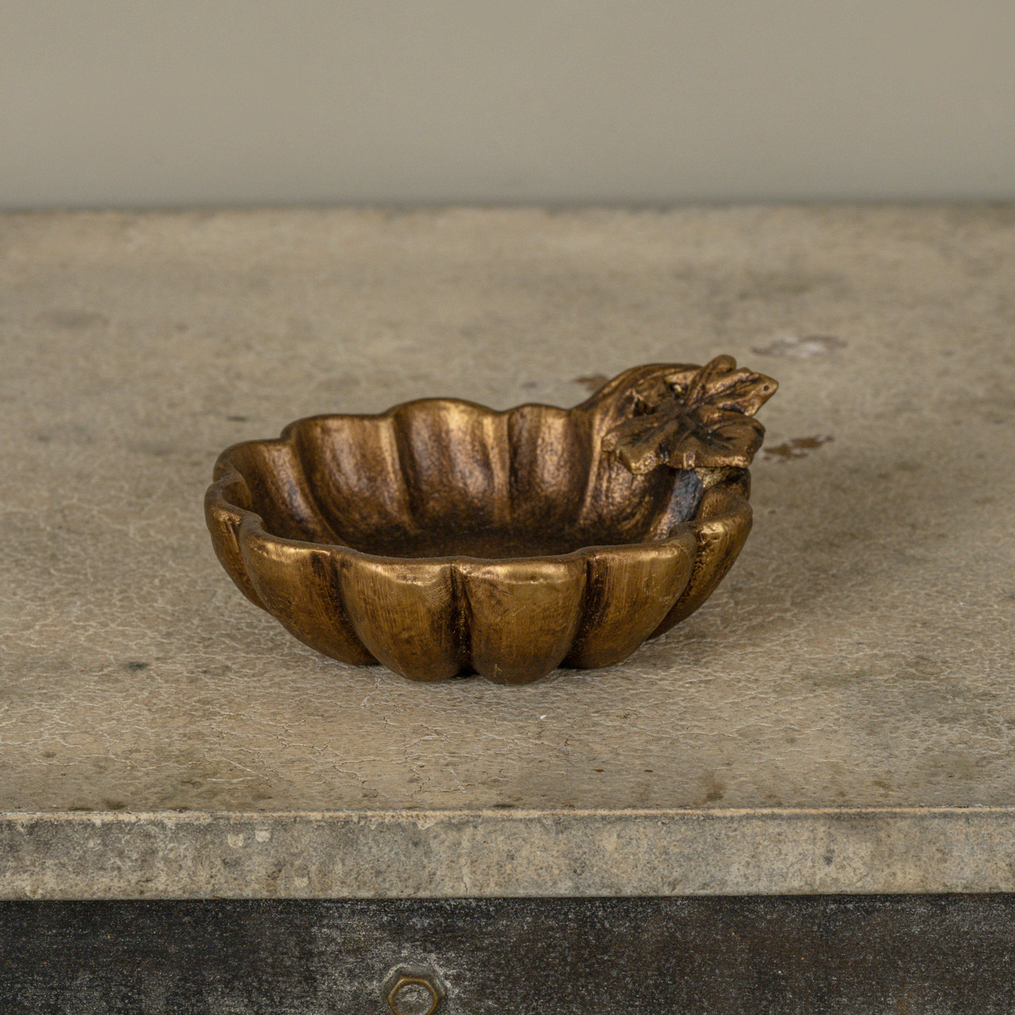 Aged Gold Scalloped Pumpkin Dish, photo 2 of 2