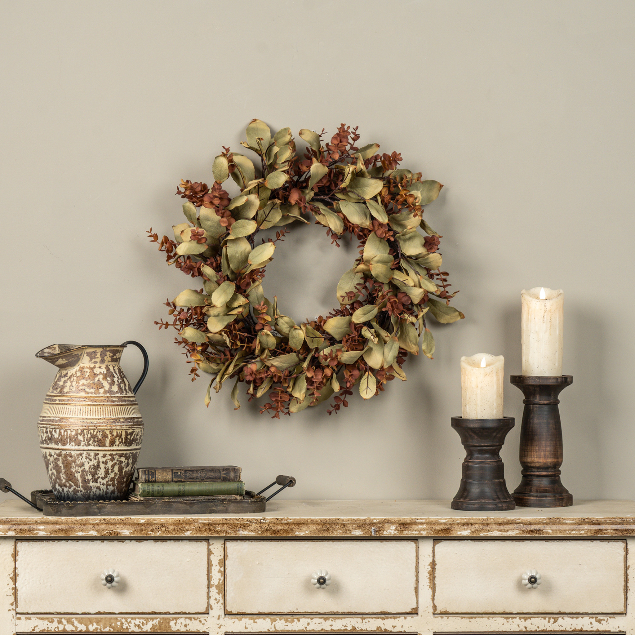 Brown Eucalyptus & Laurel Leaf Wreath, 22"