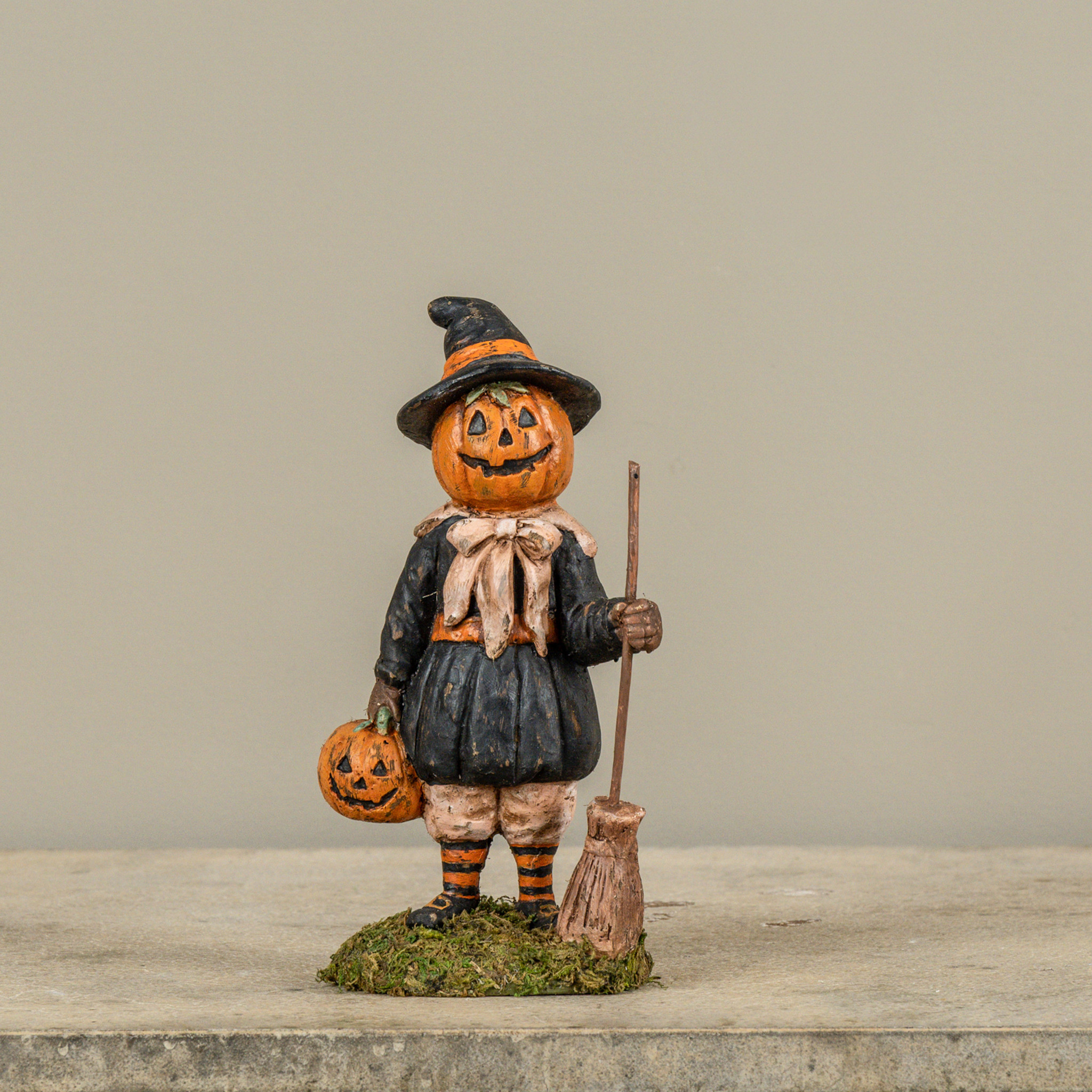 Pumpkin Girl, 8", photo 2 of 3