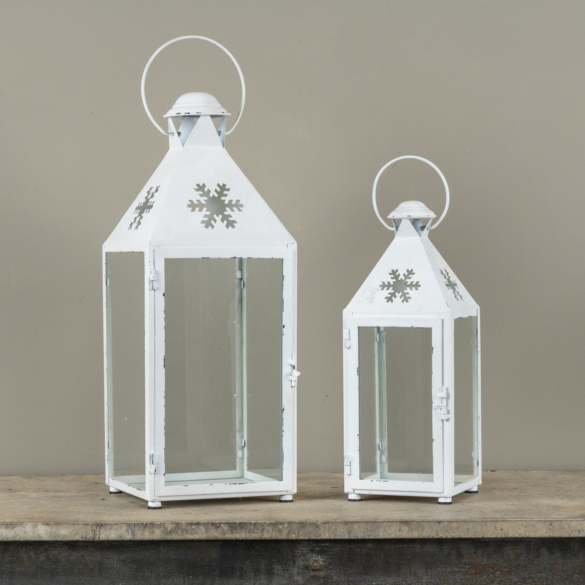 White Snowflake Lanterns, Set of 2, photo 3 of 3