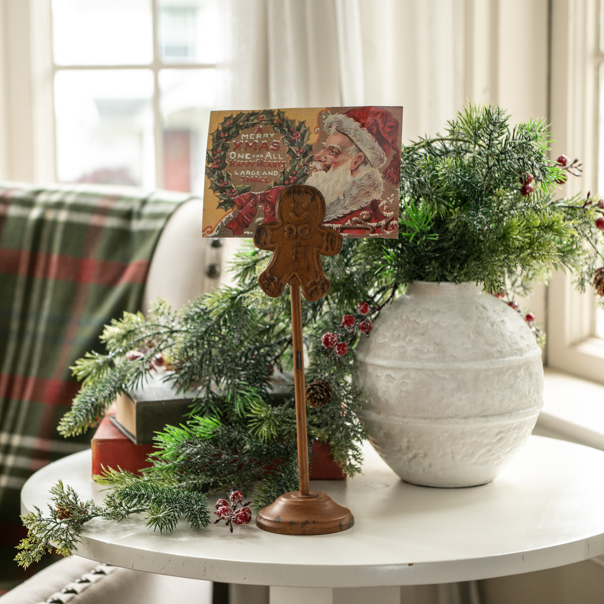Gold Gingerbread Place Card Holder, 10.5"