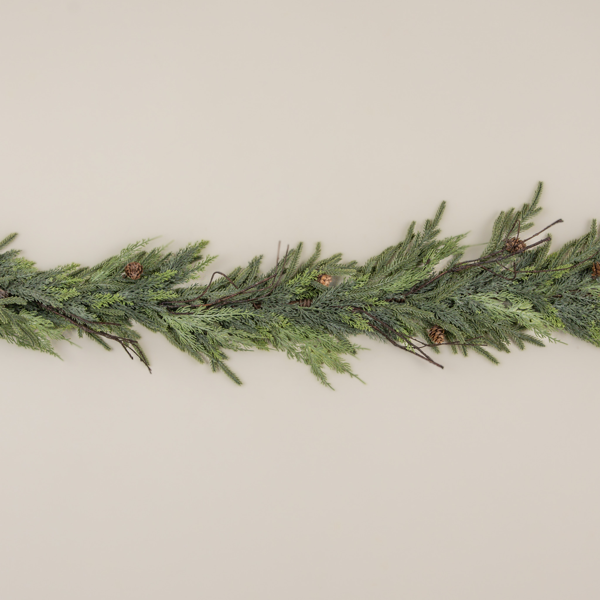 Juniper, Pine & Berry Garland, 5 ft, photo 3 of 3