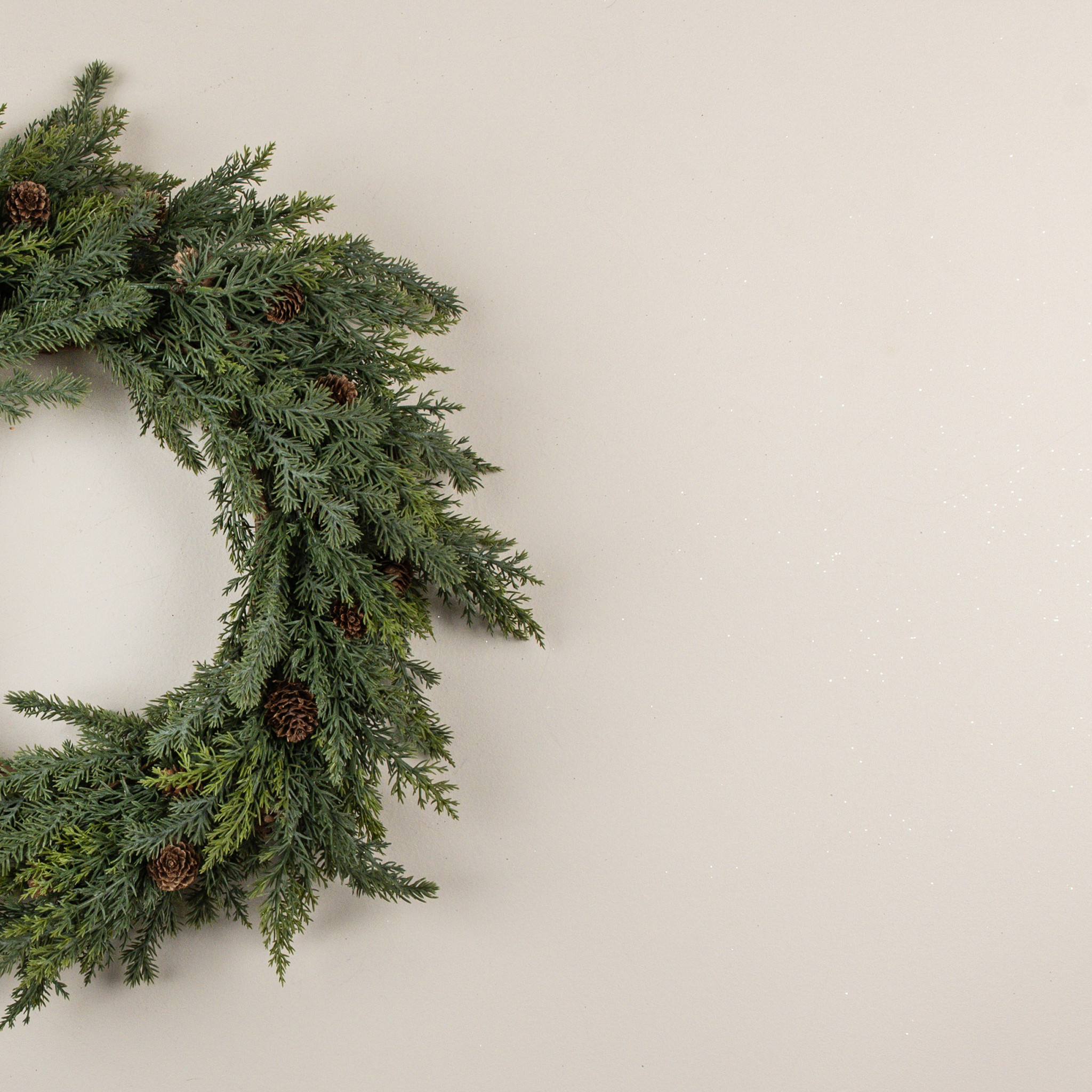 Juniper & Pinecone Wreath, 22", photo 2 of 4