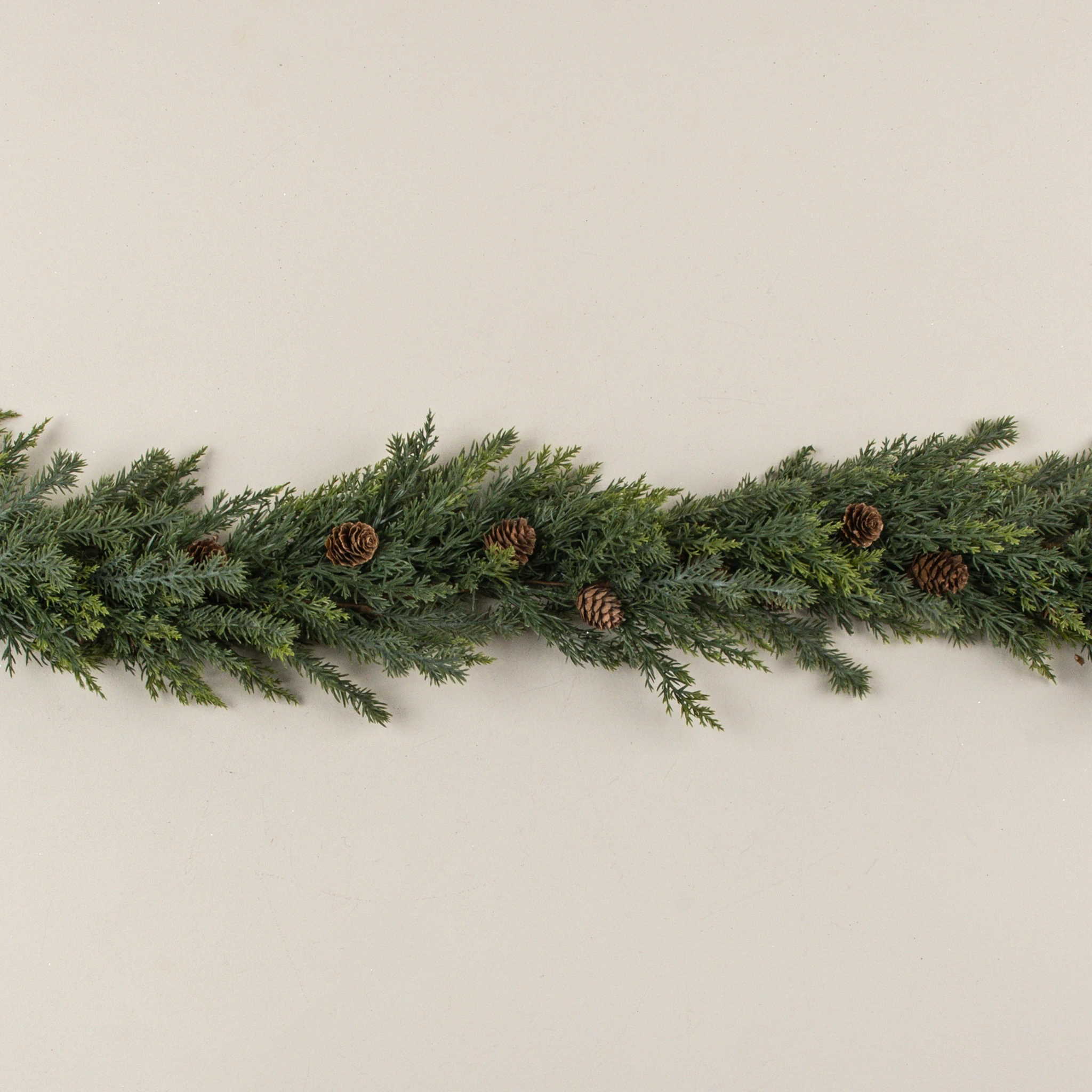 Juniper & Pinecone Garland, 5 ft, photo 2 of 3