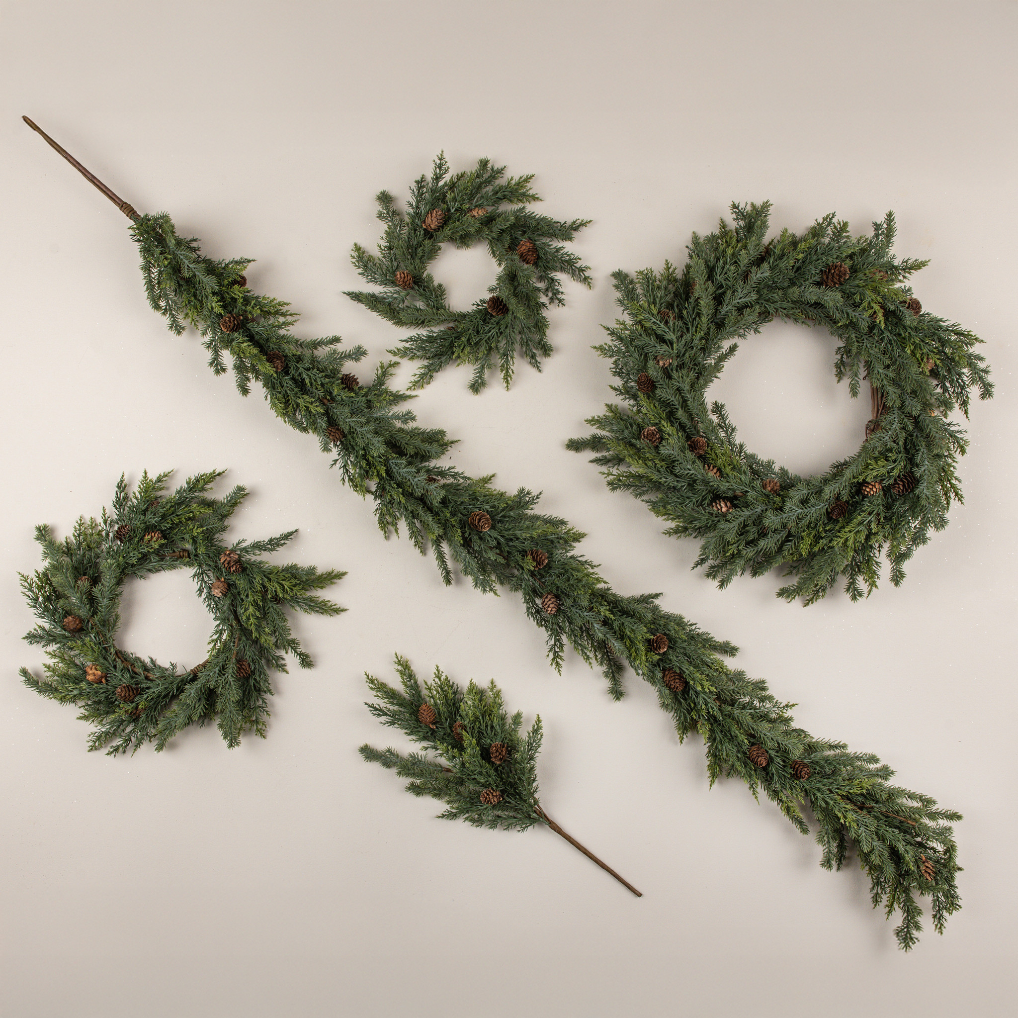 Juniper & Pinecone Candle Ring, 11", photo 3 of 3