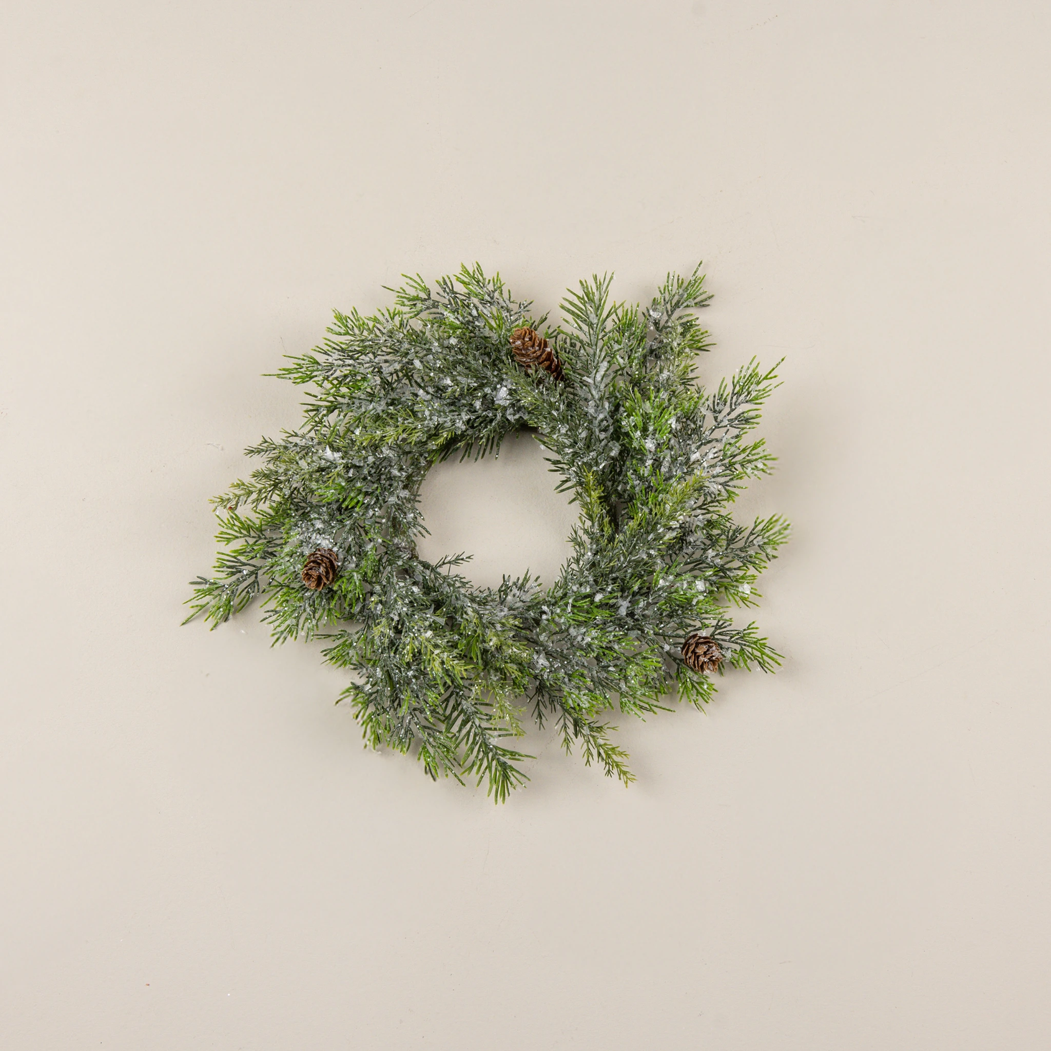 Frosted Red Cedar Candle Ring, 13"