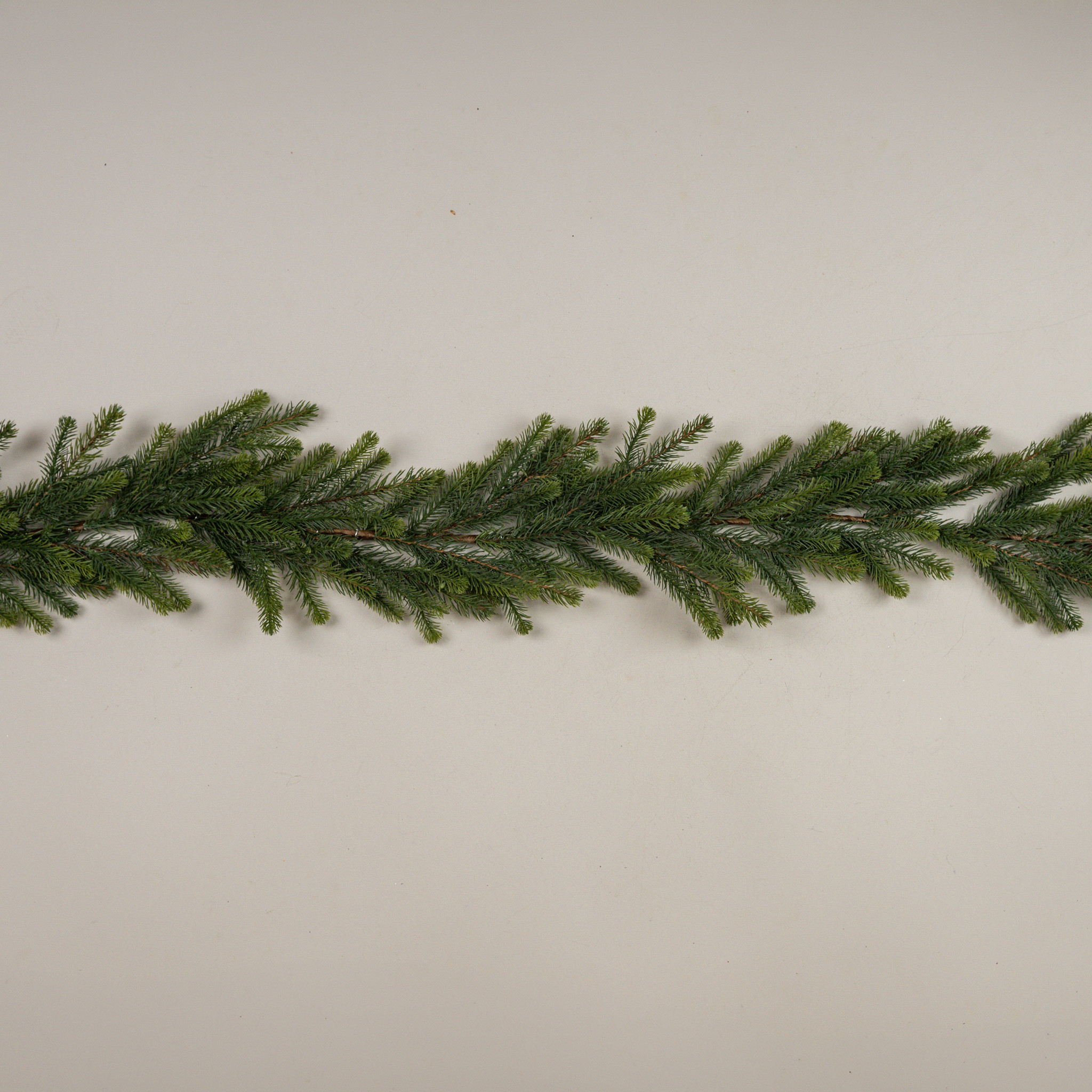 Dense Pine Garland, 6 ft, photo 2 of 3