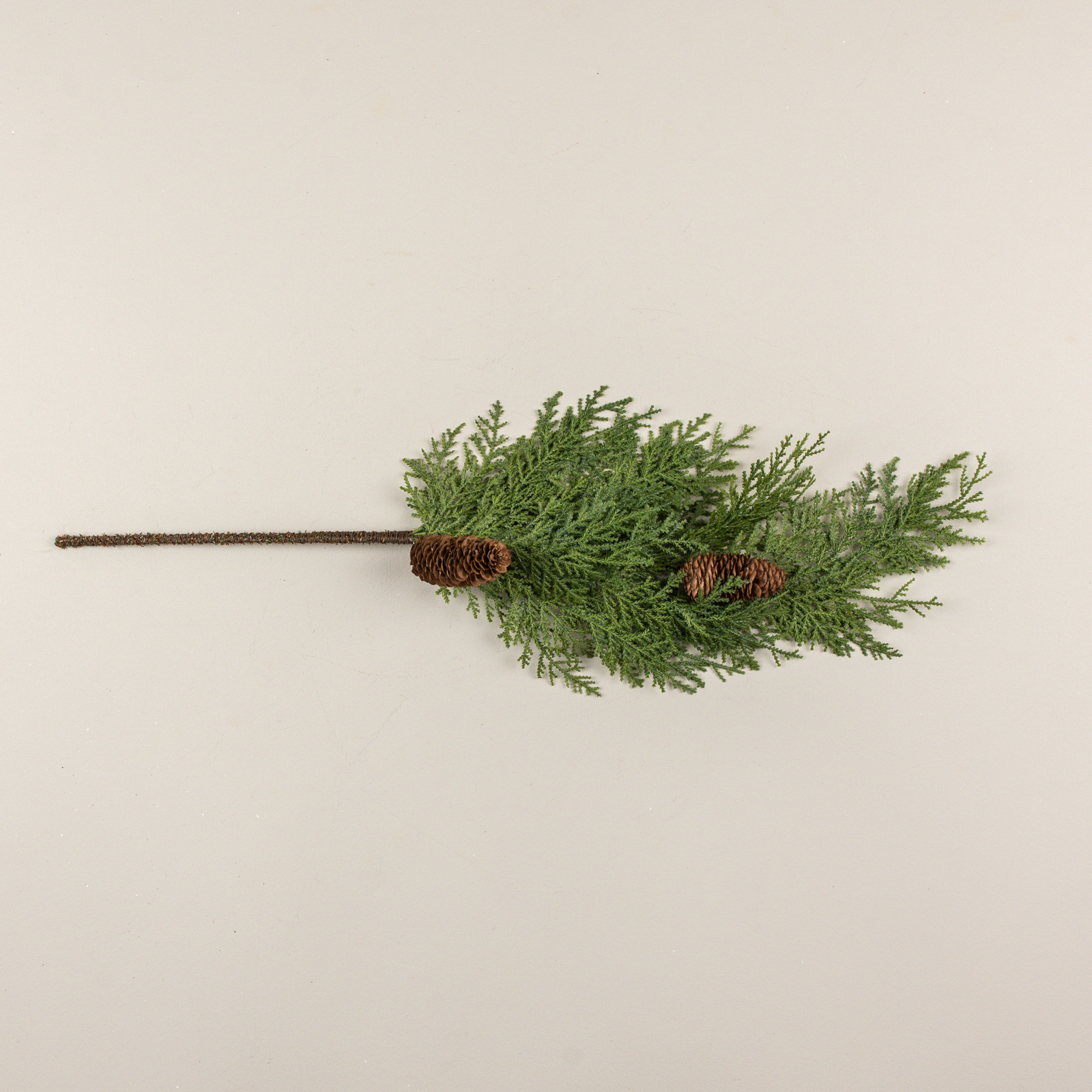Cedar with Pinecone Spray, 30", photo 3 of 5