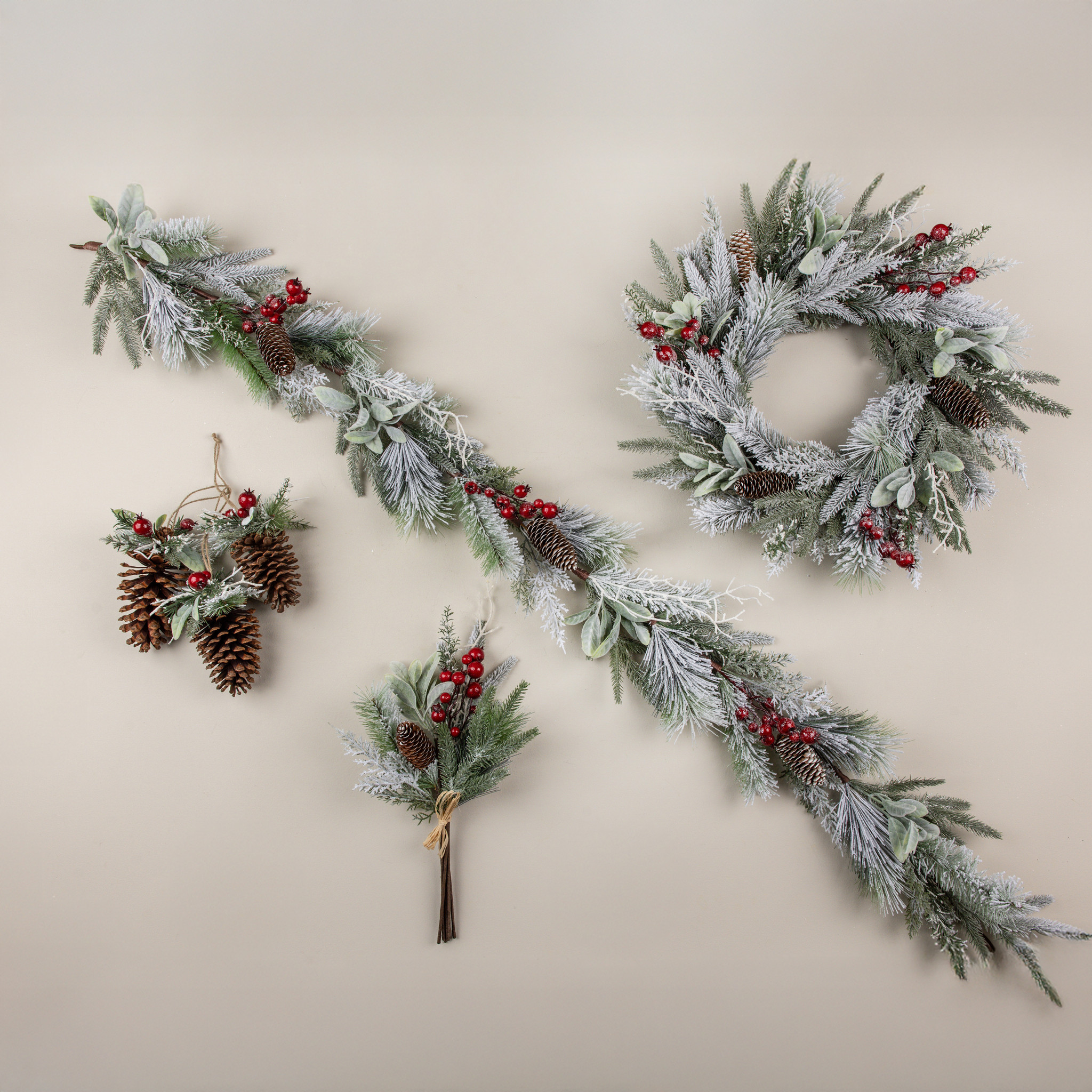 Snow-Covered Pine, Lamb's Ear & Red Berry Pick, 18", photo 5 of 5