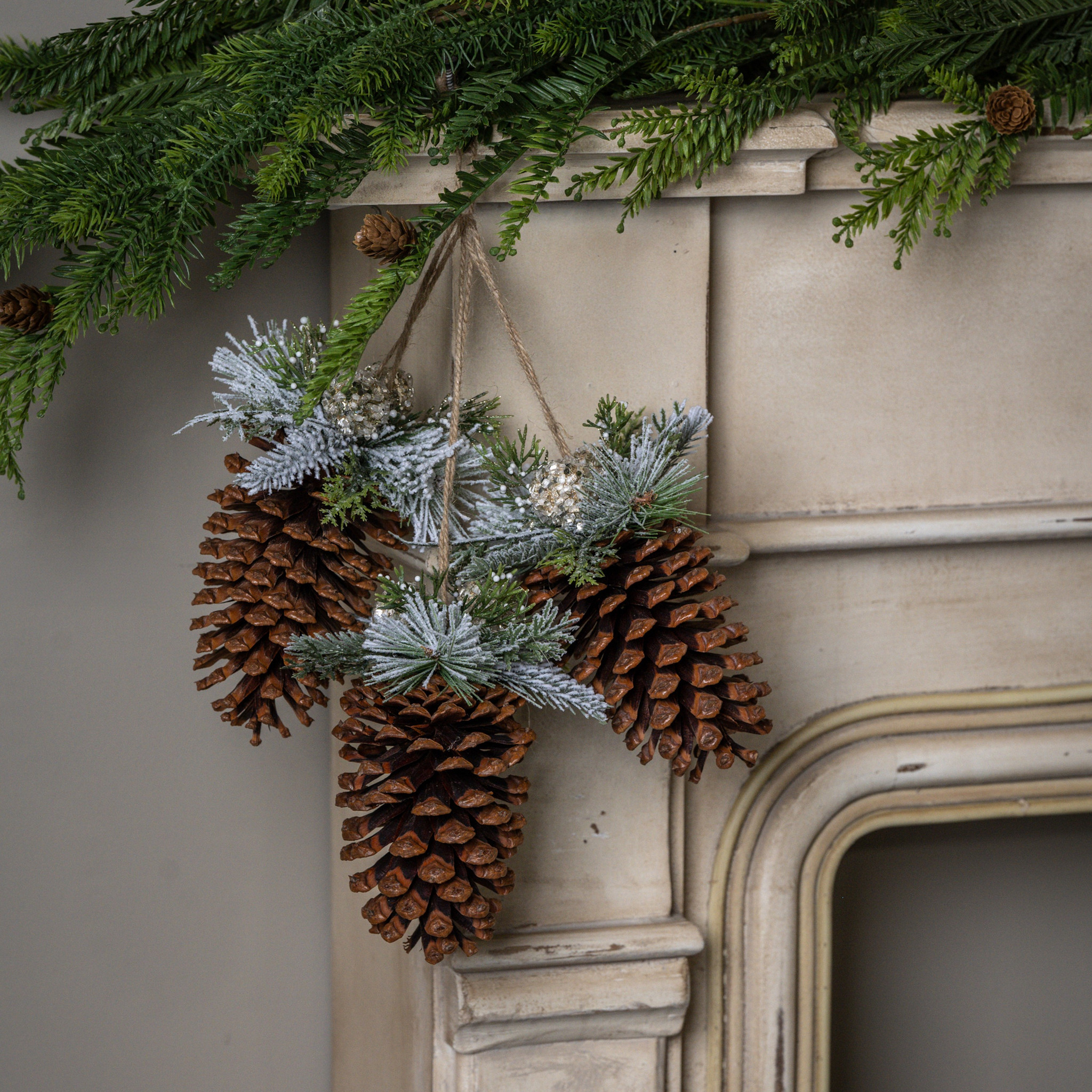 Frosted Pine, Glitter Ball Pinecone Cluster, 15"