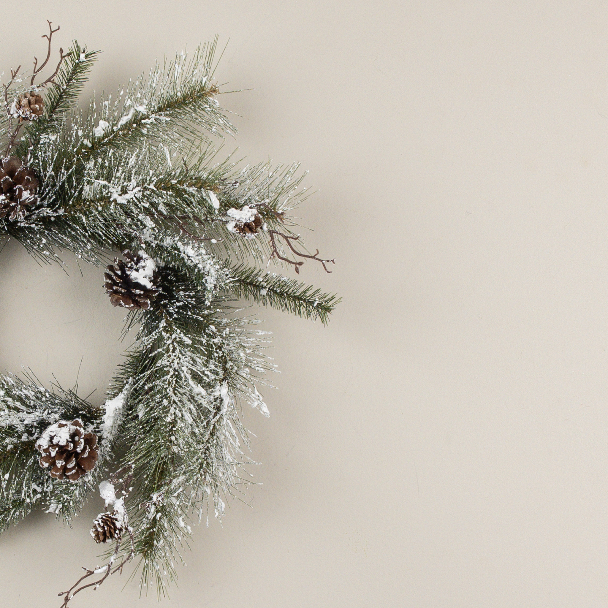 Snowy Pine & Pinecone Wreath, 20", photo 2 of 3