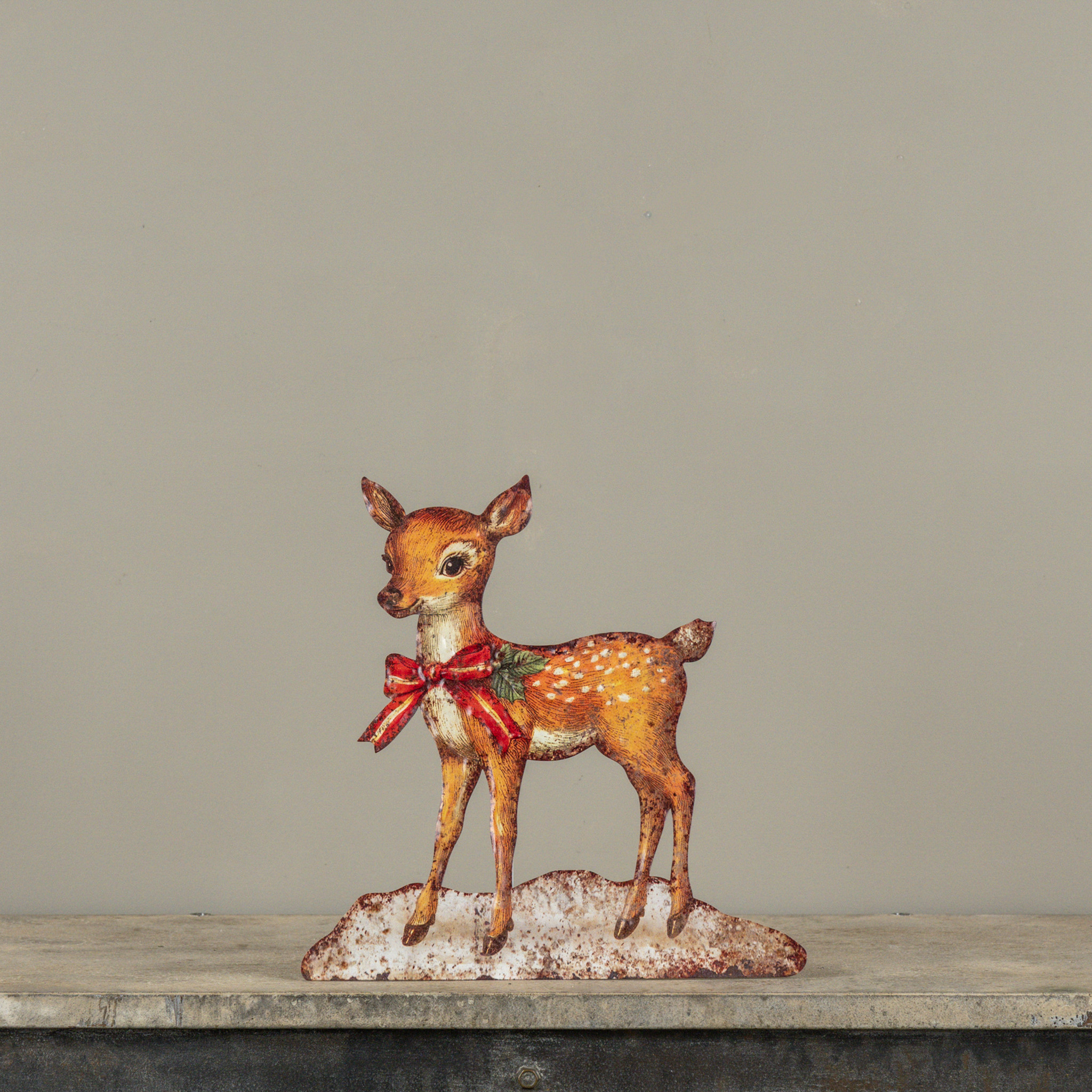 Holly the Reindeer Metal Dummy Board, 12"