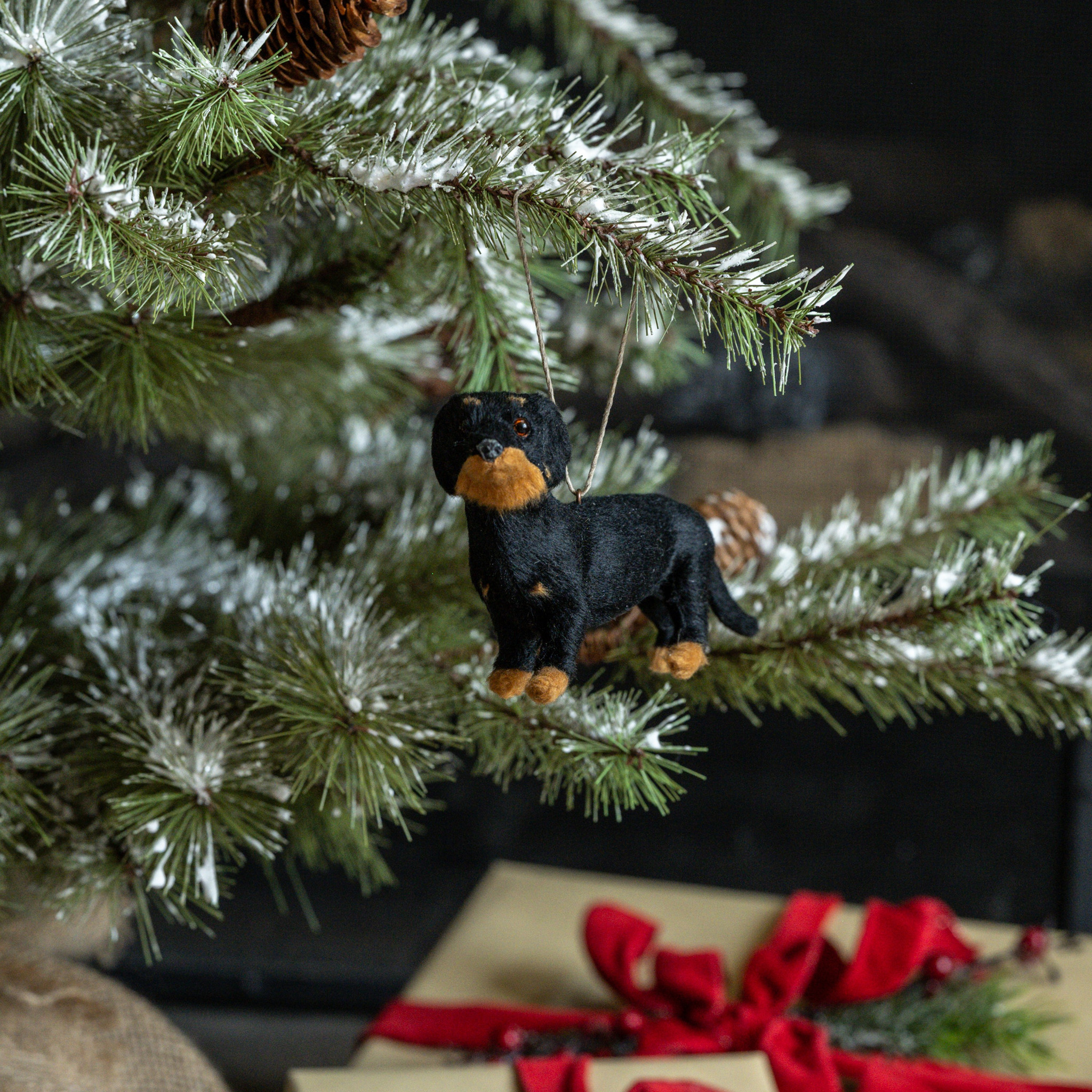 Black & Tan Dachshund Ornament, 3.25", photo 2 of 2