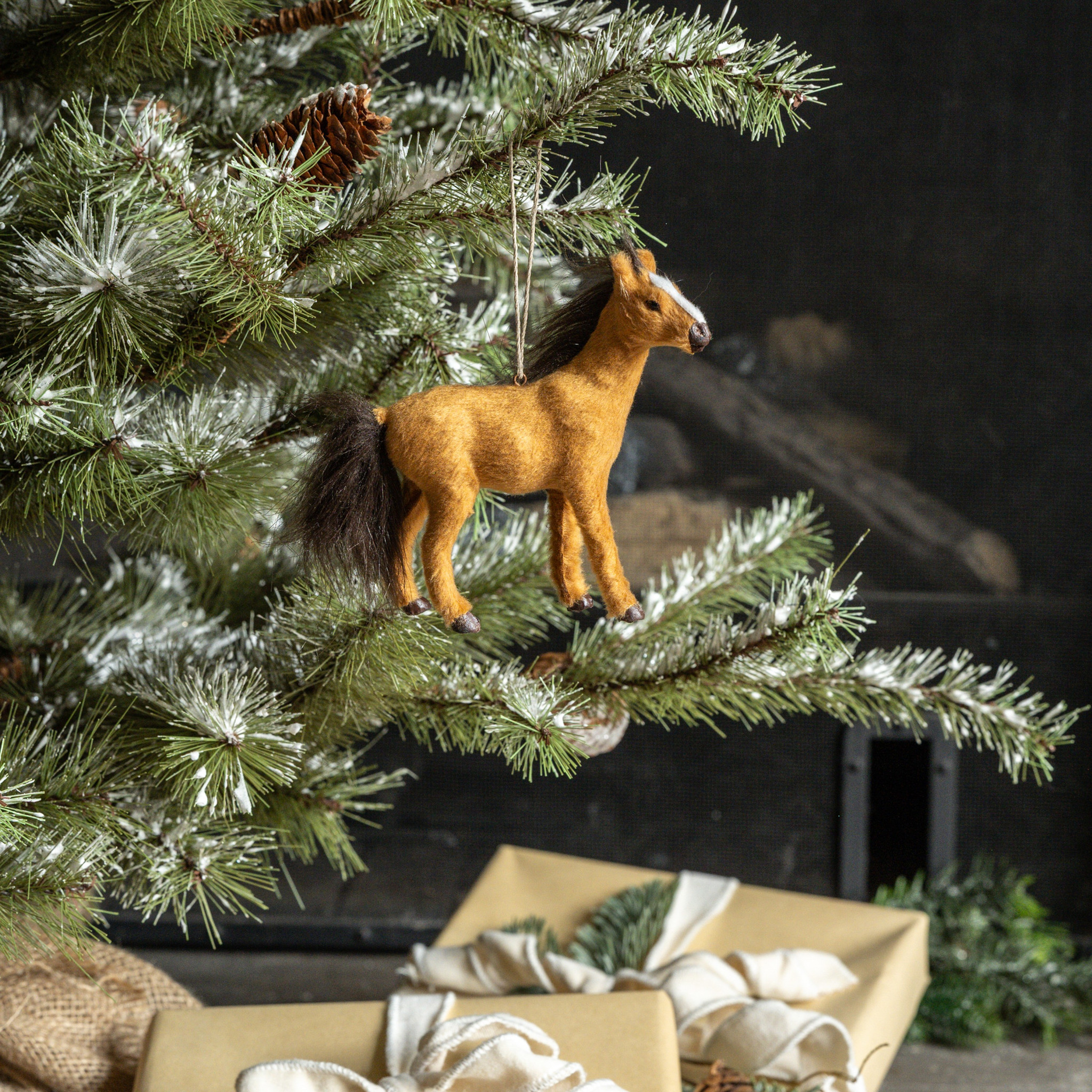 Tan Horse Ornament, 5"